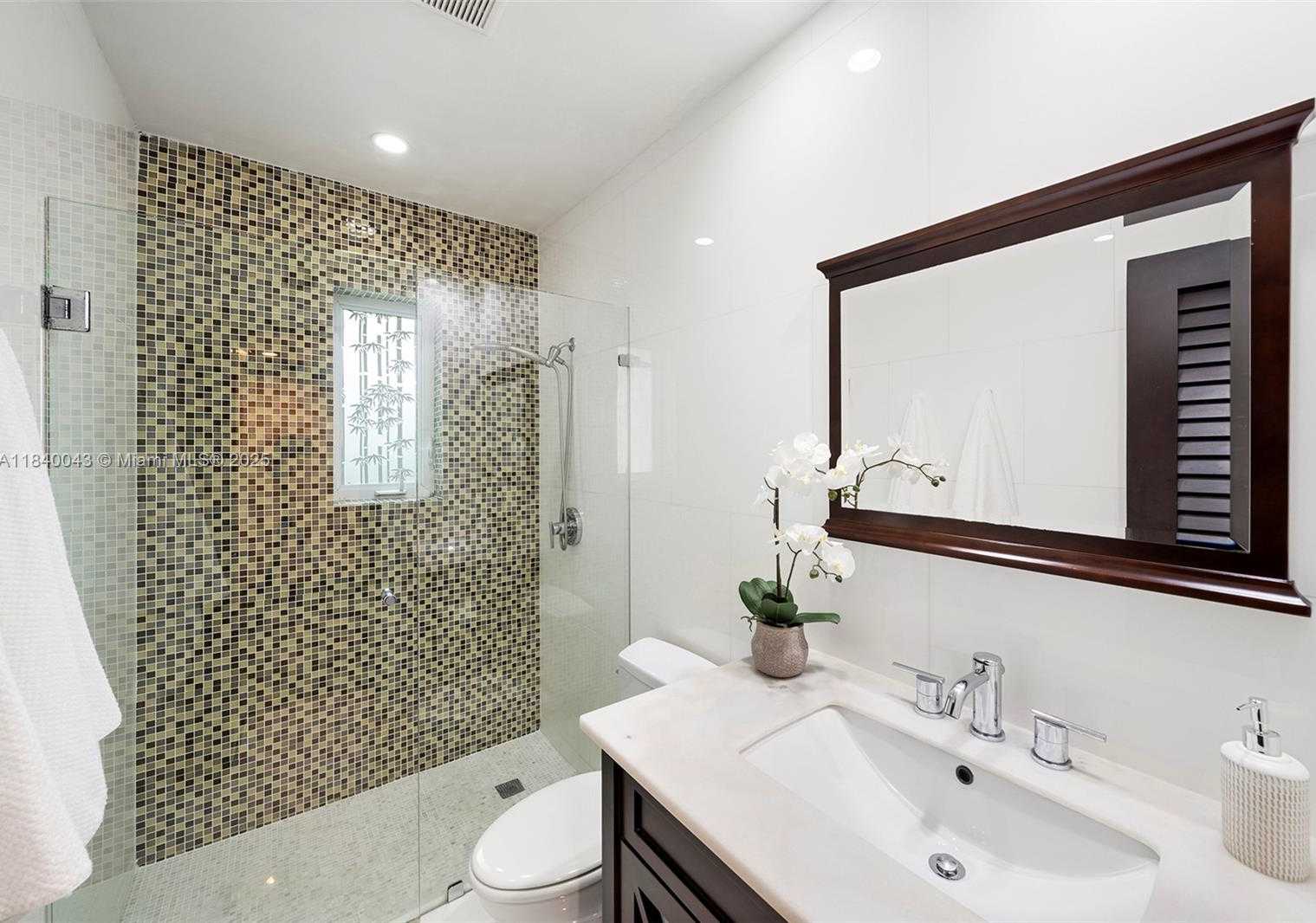 Small Image of 160 WEST SUNRISE AVE, Coral Gables Number 22