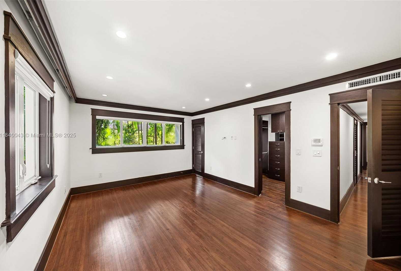 Small Image of 160 WEST SUNRISE AVE, Coral Gables Number 27