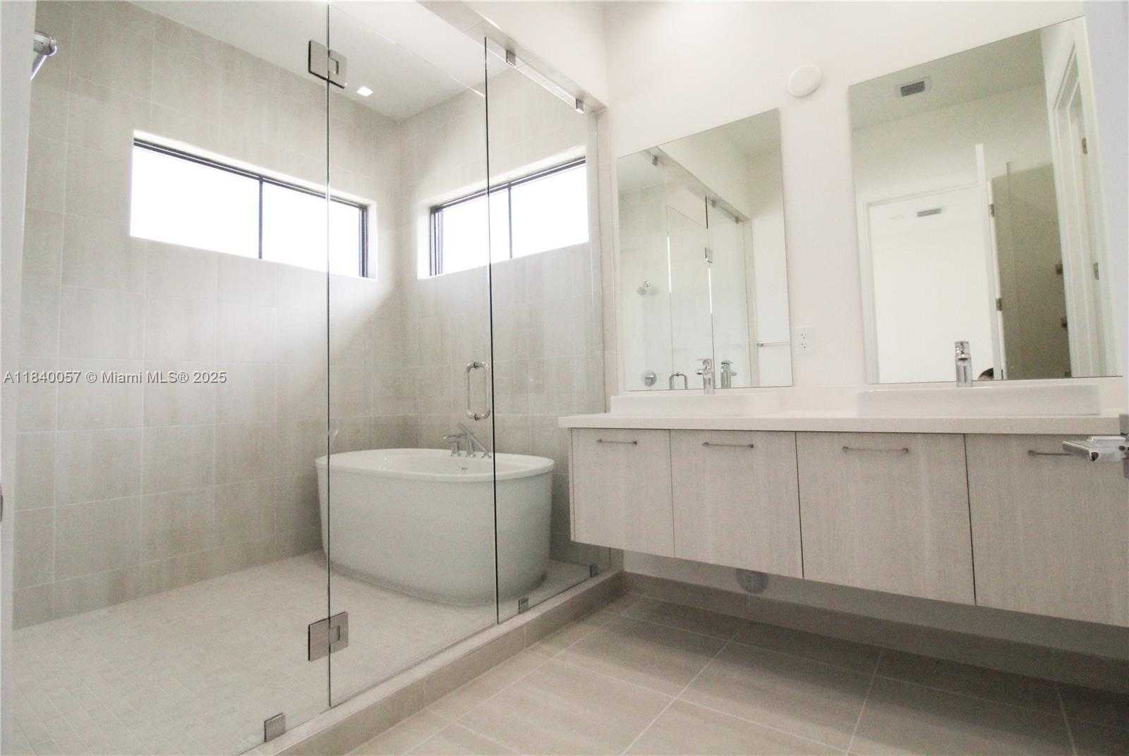 Small Image of 8074 NORTH WEST 43RD ST, Doral Number 15