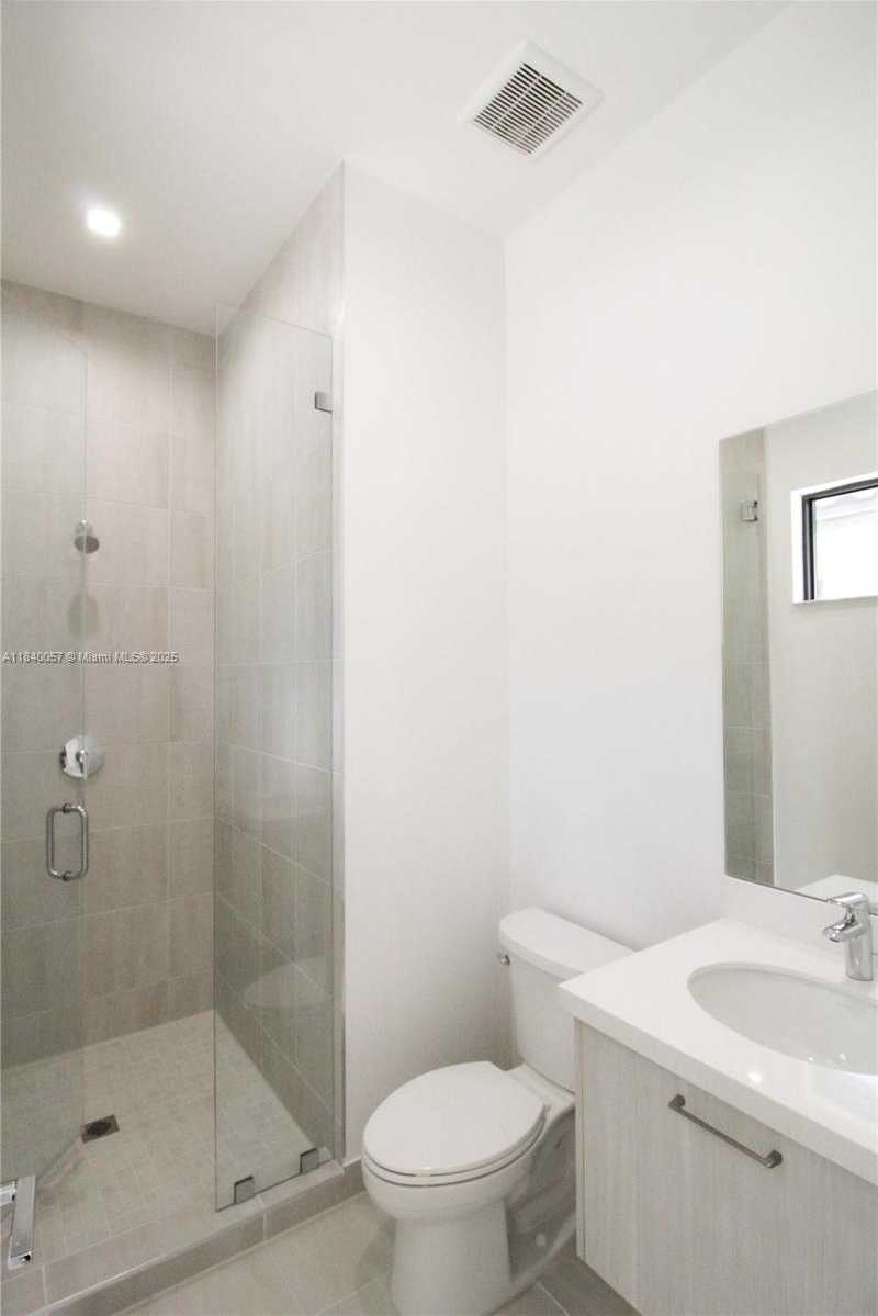 Small Image of 8074 NORTH WEST 43RD ST, Doral Number 20