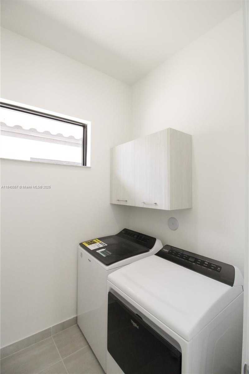 Small Image of 8074 NORTH WEST 43RD ST, Doral Number 21