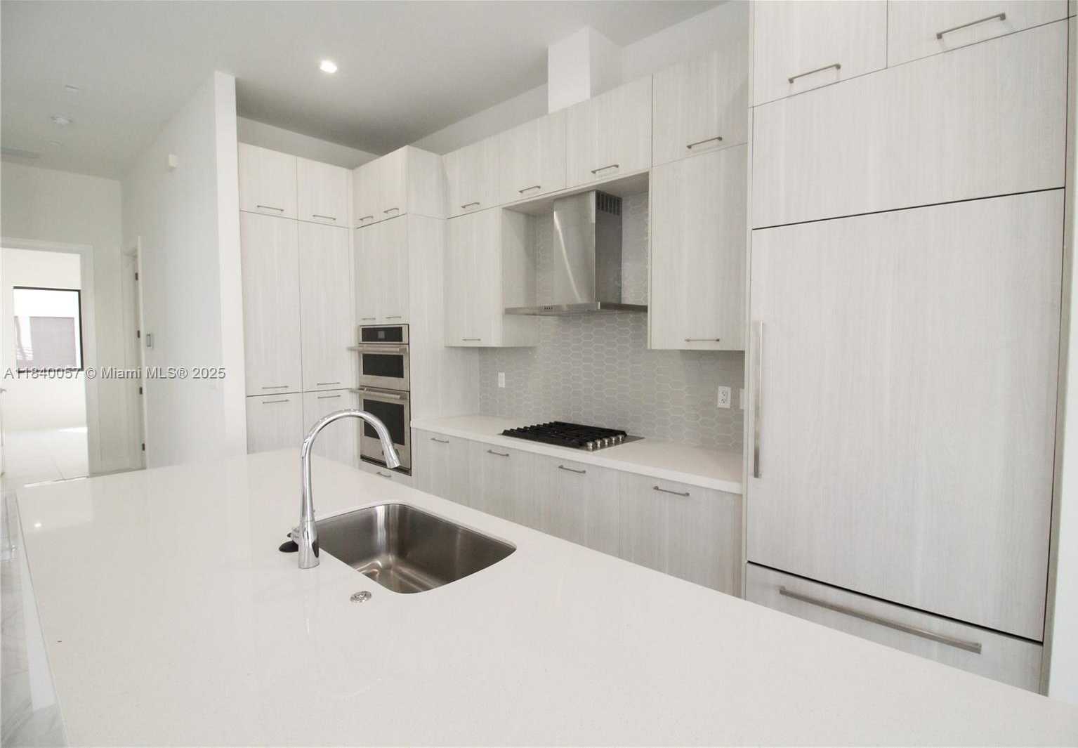 Small Image of 8074 NORTH WEST 43RD ST, Doral Number 3