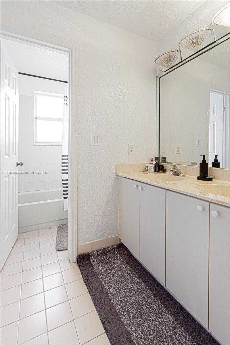 Small Image of 13063 NORTH WEST 11TH CT, Sunrise Number 37