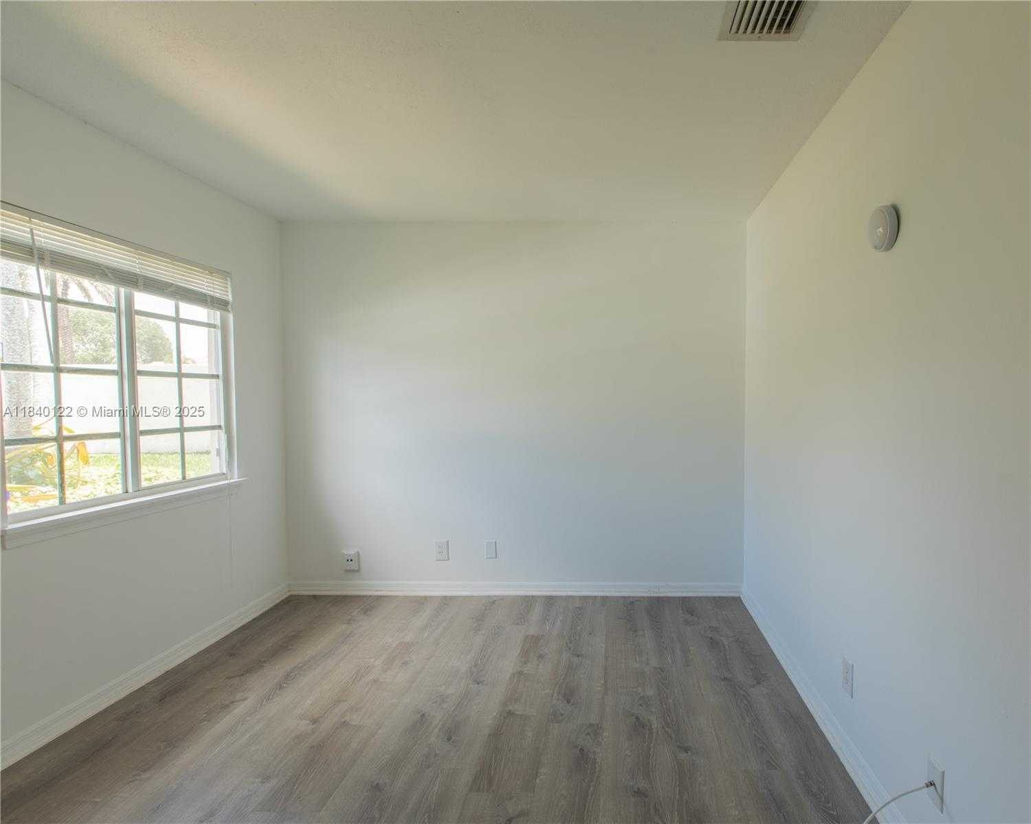Small Image of 1711 SOUTH WEST 116TH WAY, Miramar Number 20