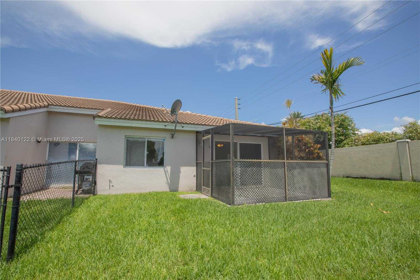 Small Image of 1711 SOUTH WEST 116TH WAY, Miramar Number 23