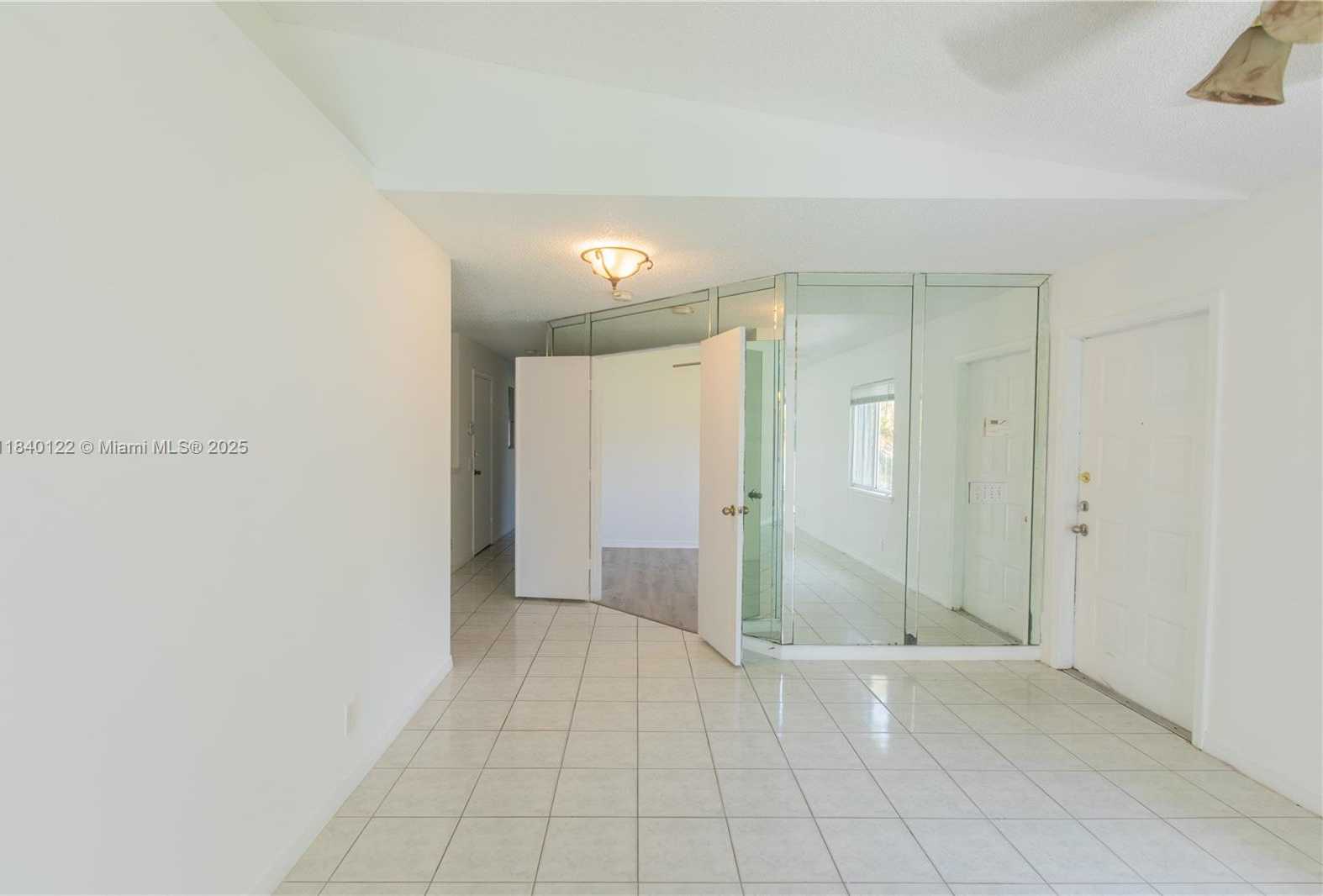 Small Image of 1711 SOUTH WEST 116TH WAY, Miramar Number 5