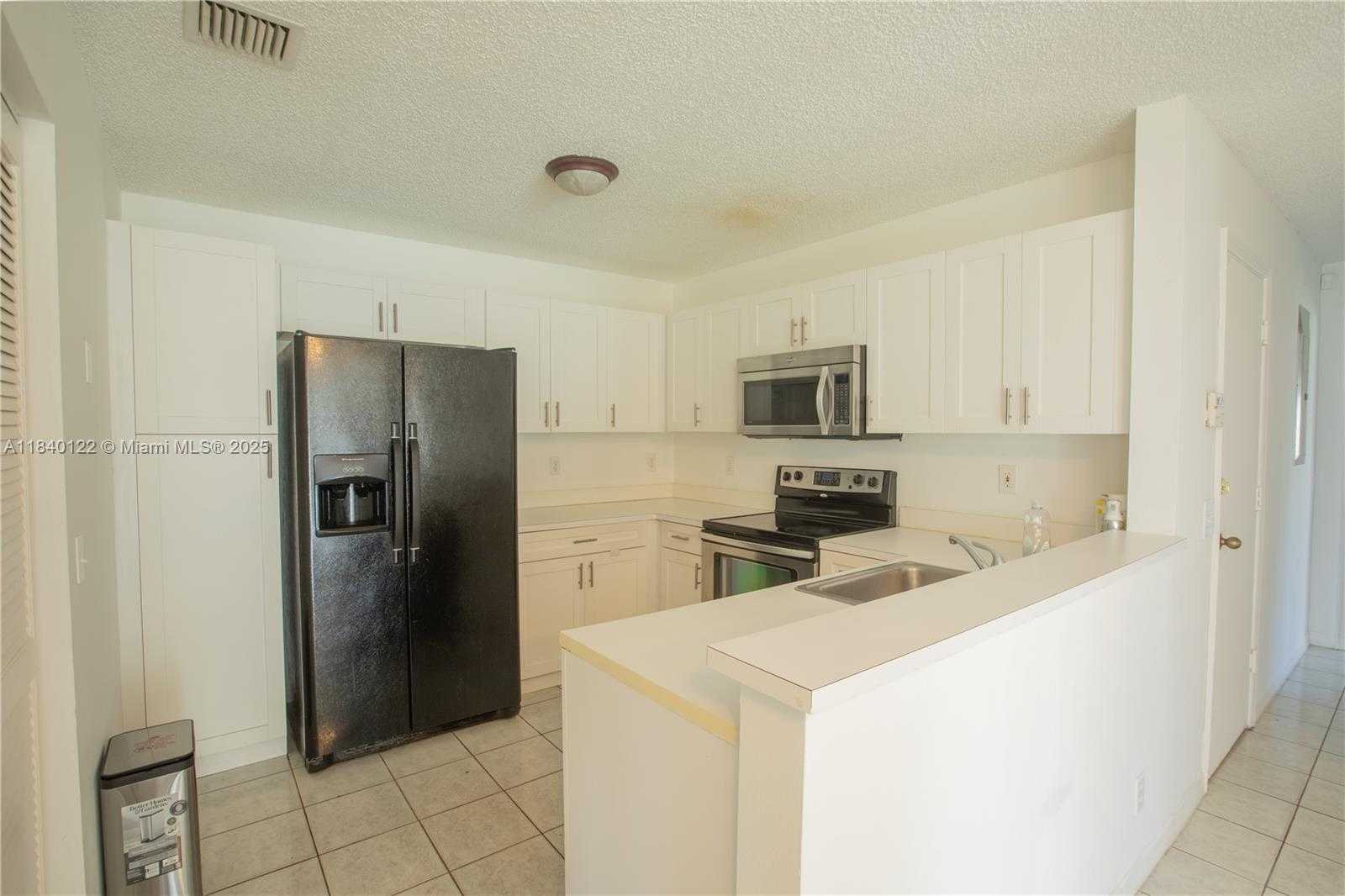 Small Image of 1711 SOUTH WEST 116TH WAY, Miramar Number 9