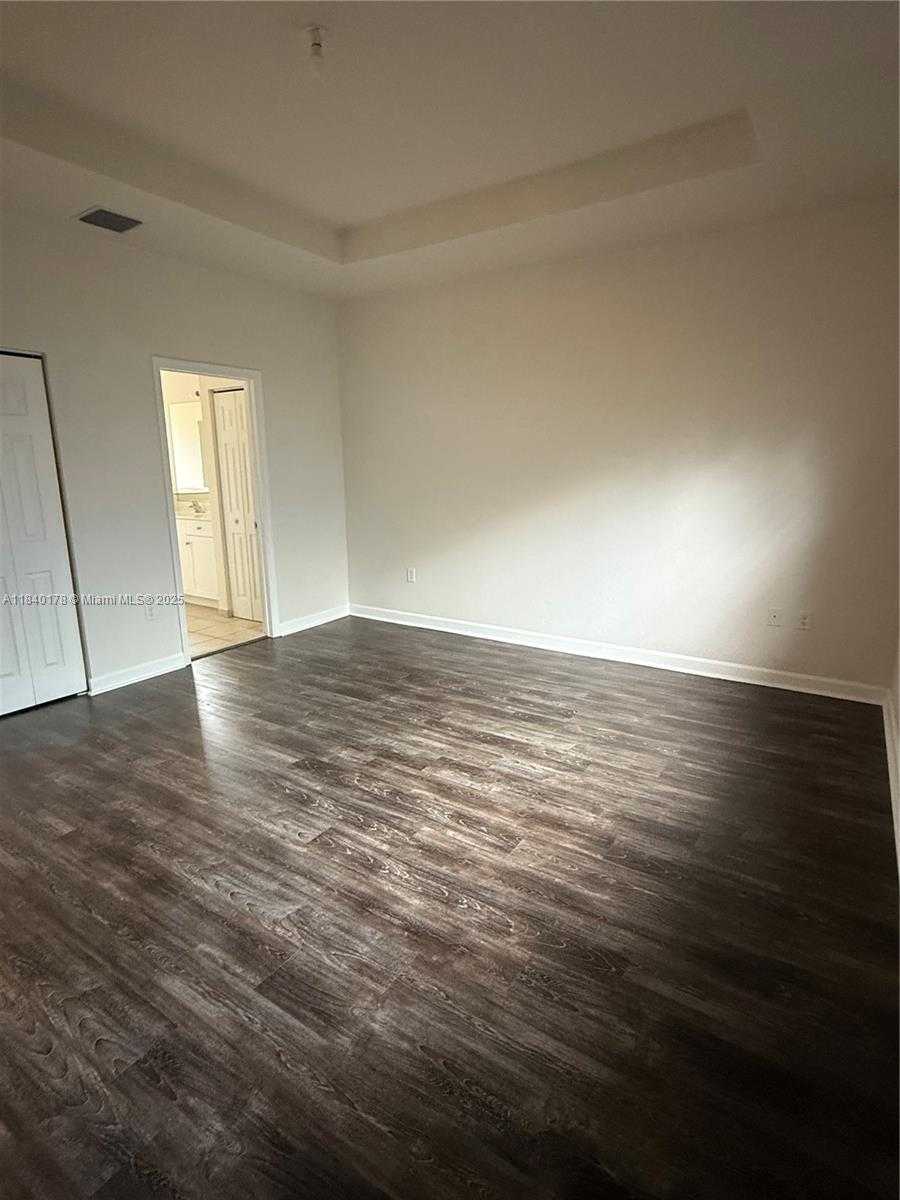 Small Image of 2502 NORTH EAST 1ST ST, Homestead Number 26