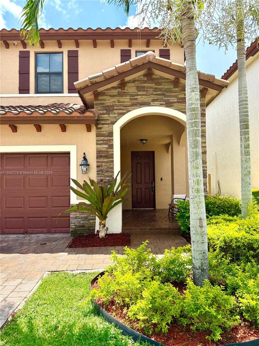 Small Image of 2502 NORTH EAST 1ST ST, Homestead Number 3