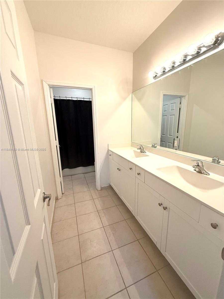 Small Image of 2502 NORTH EAST 1ST ST, Homestead Number 38