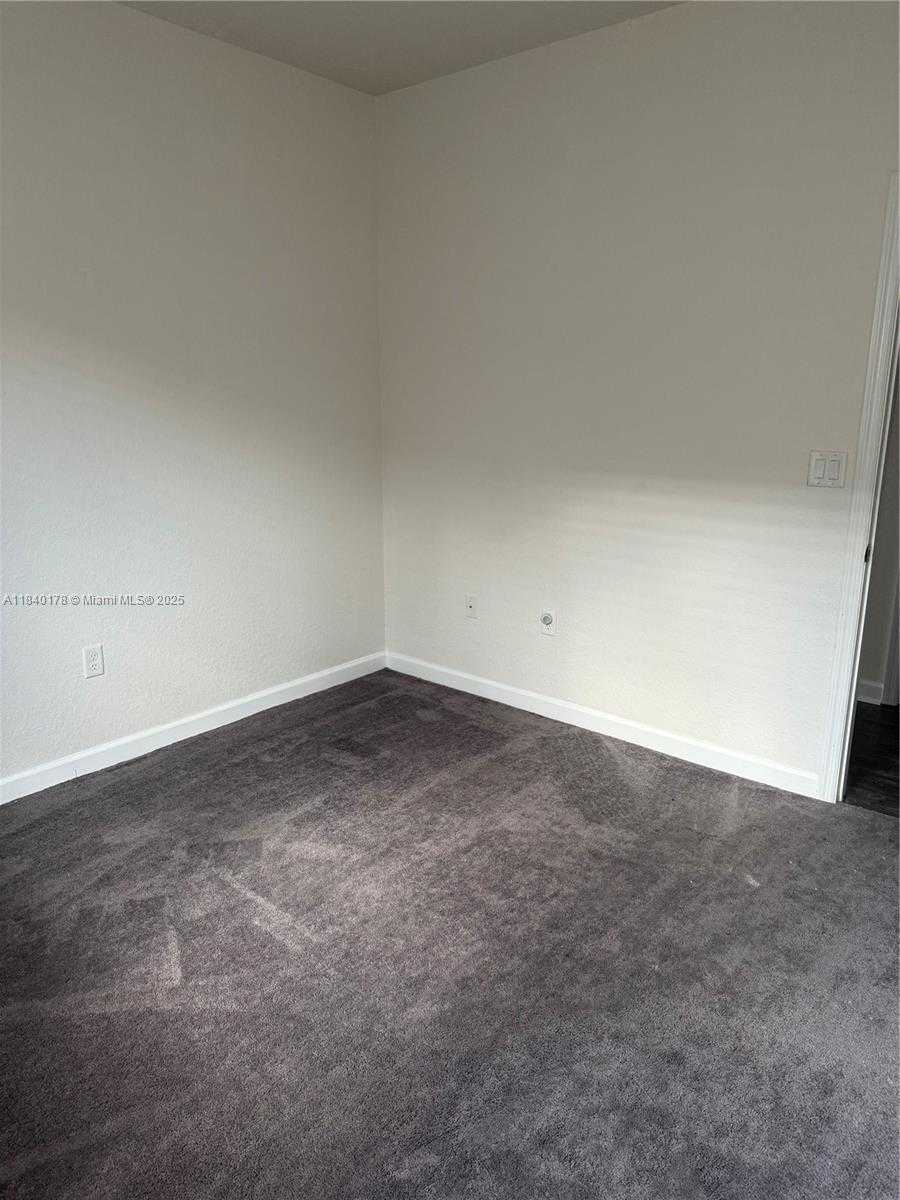 Small Image of 2502 NORTH EAST 1ST ST, Homestead Number 41