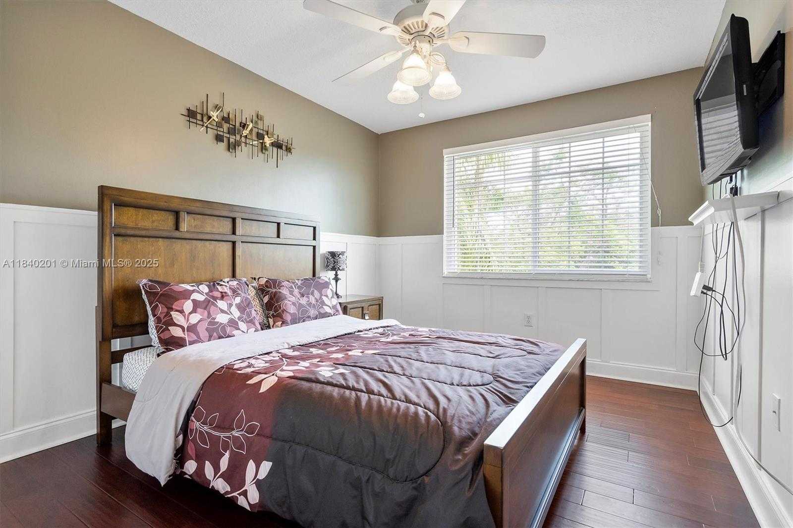 Small Image of 5998 SOUTH WEST 112TH DR, Cooper City Number 22