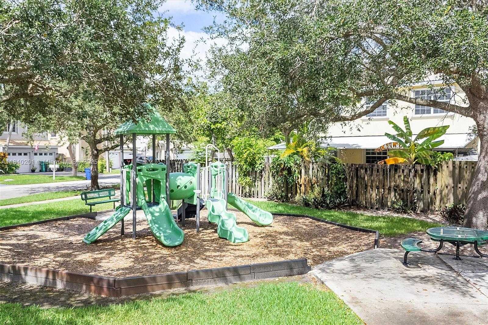 Small Image of 5998 SOUTH WEST 112TH DR, Cooper City Number 38