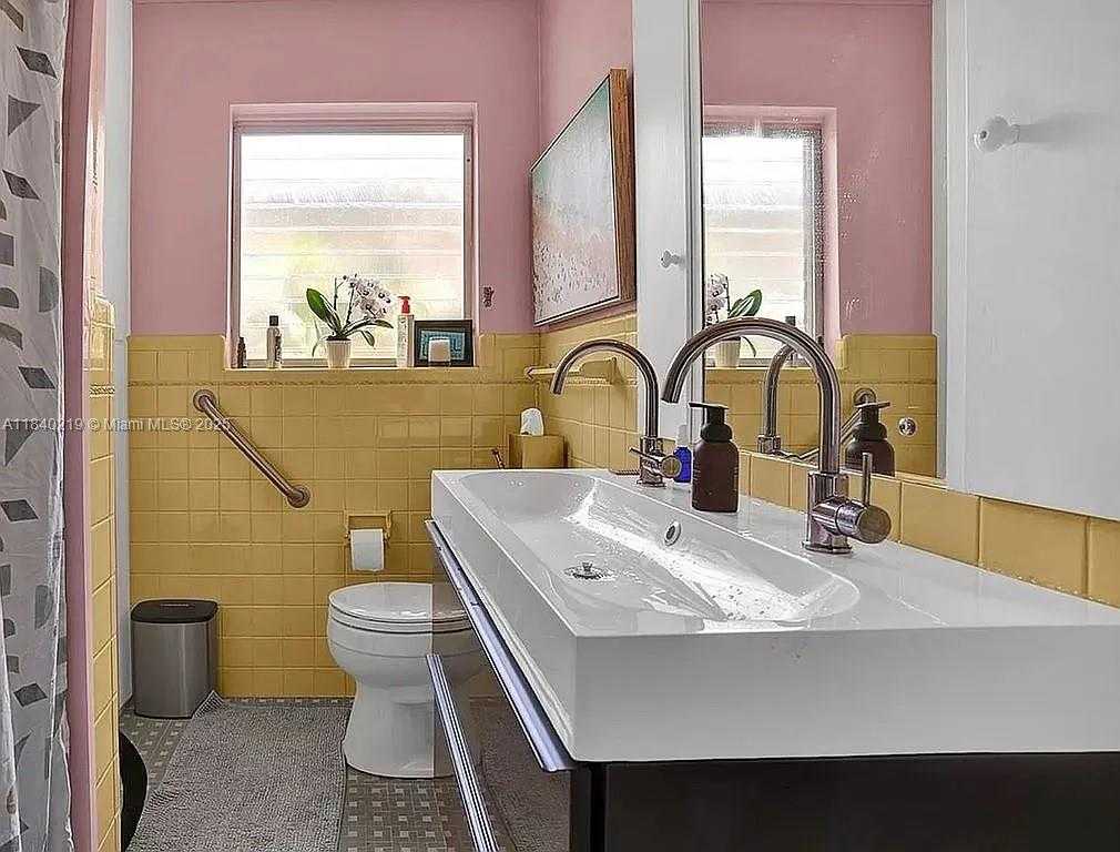 Small Image of 707 SOUTH EAST 11TH CT, Fort Lauderdale Number 13