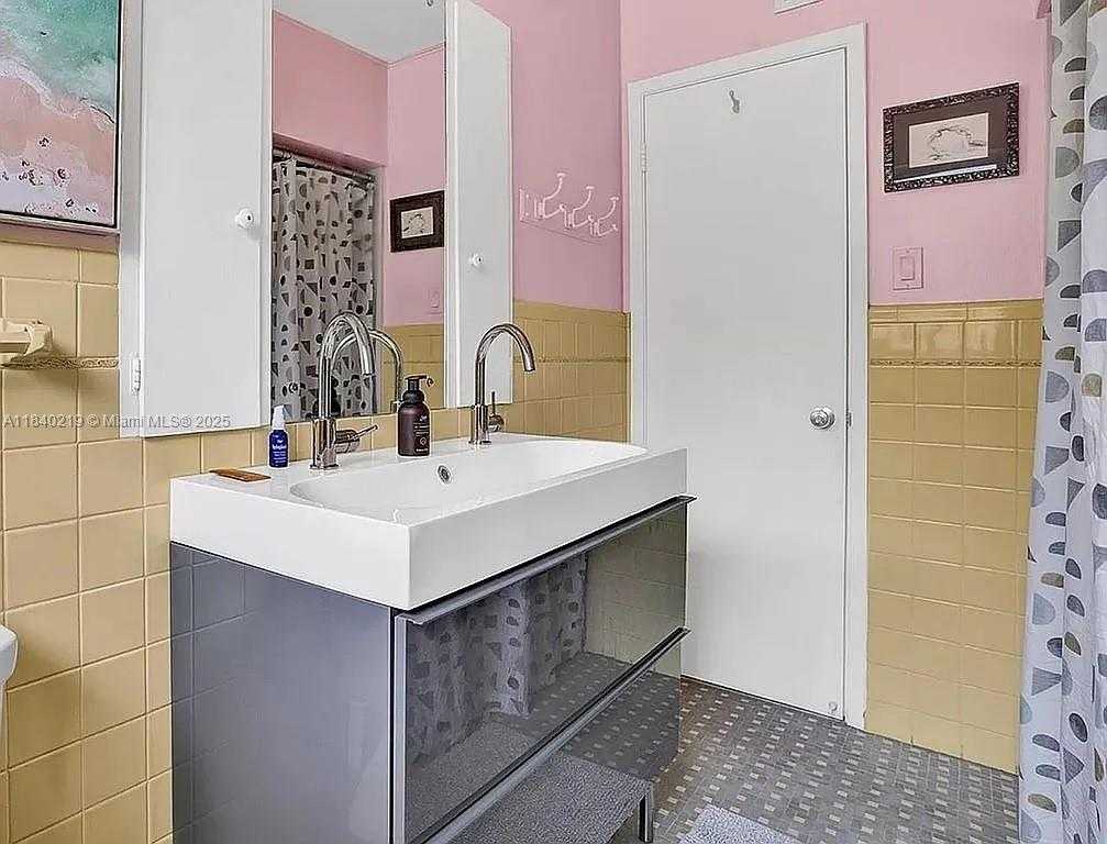 Small Image of 707 SOUTH EAST 11TH CT, Fort Lauderdale Number 14
