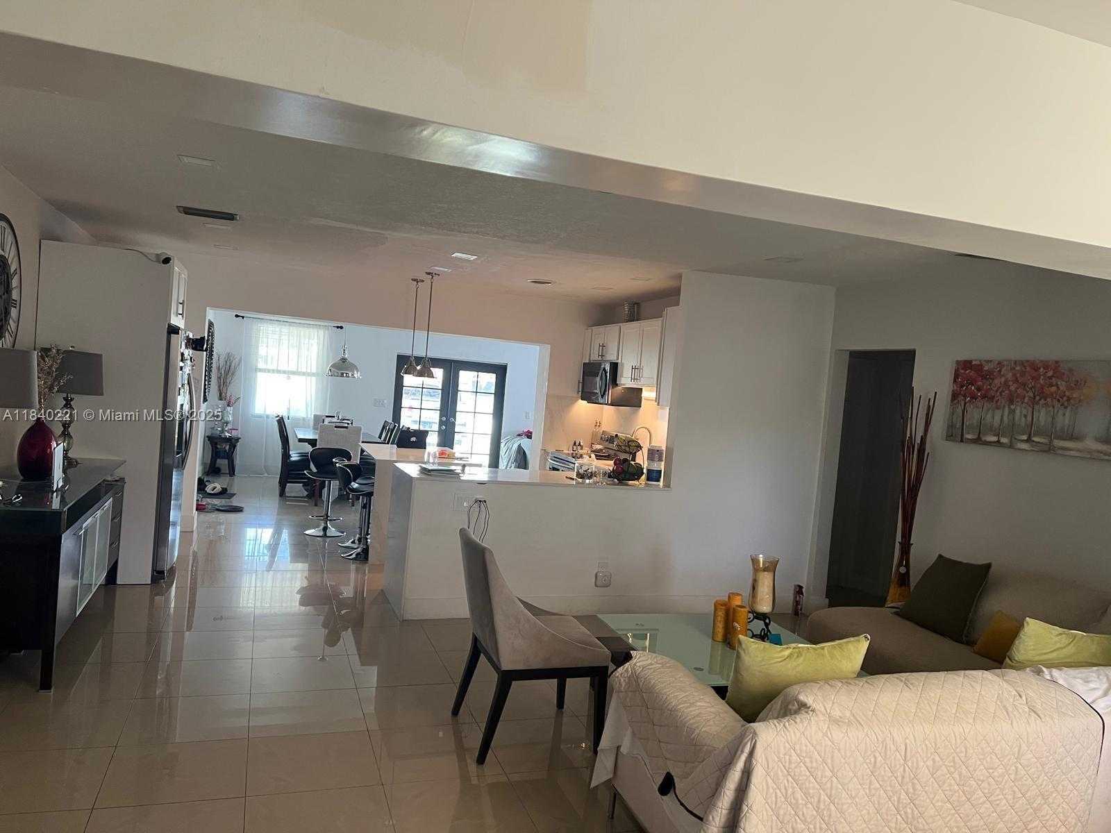 Small Image of 1031 NORTH EAST 142ND ST, North Miami Number 31