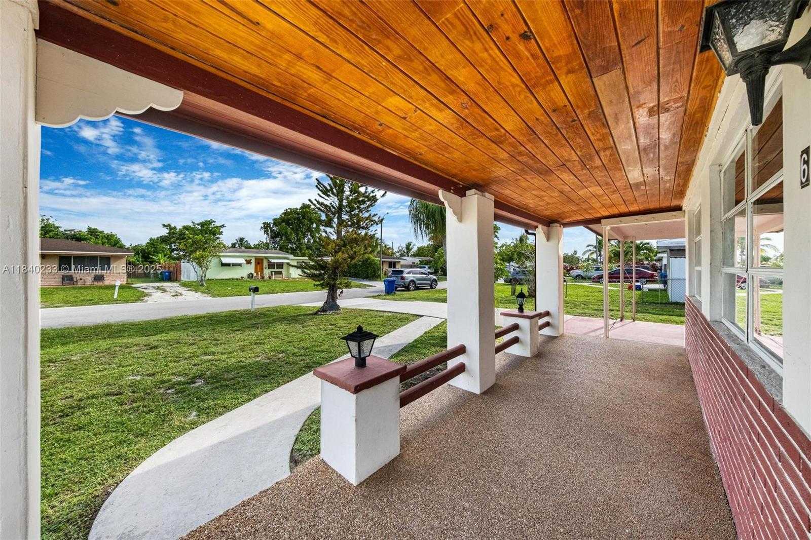 Small Image of 6425 SOUTH WEST 21ST ST, Miramar Number 18