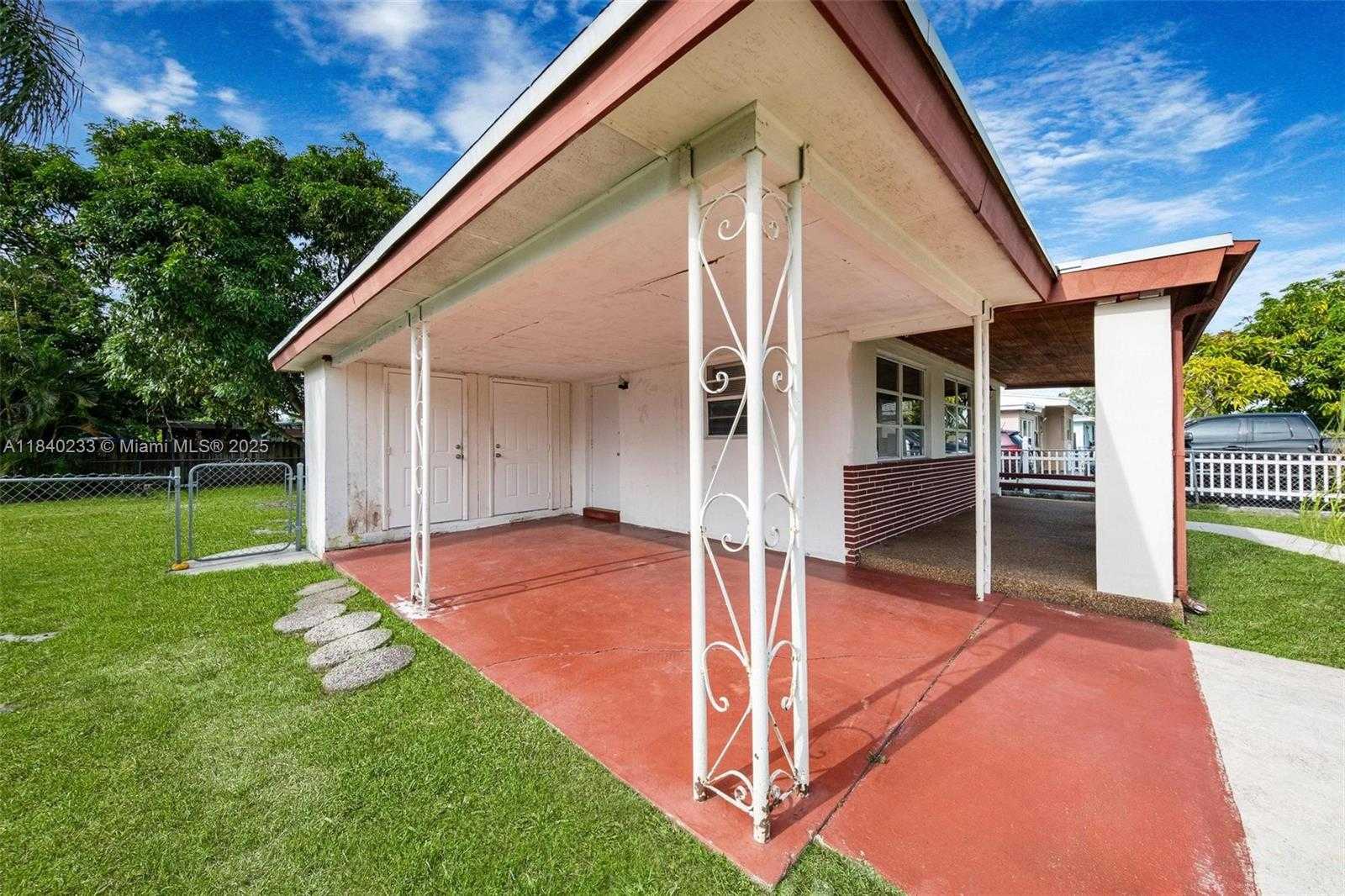 Small Image of 6425 SOUTH WEST 21ST ST, Miramar Number 19