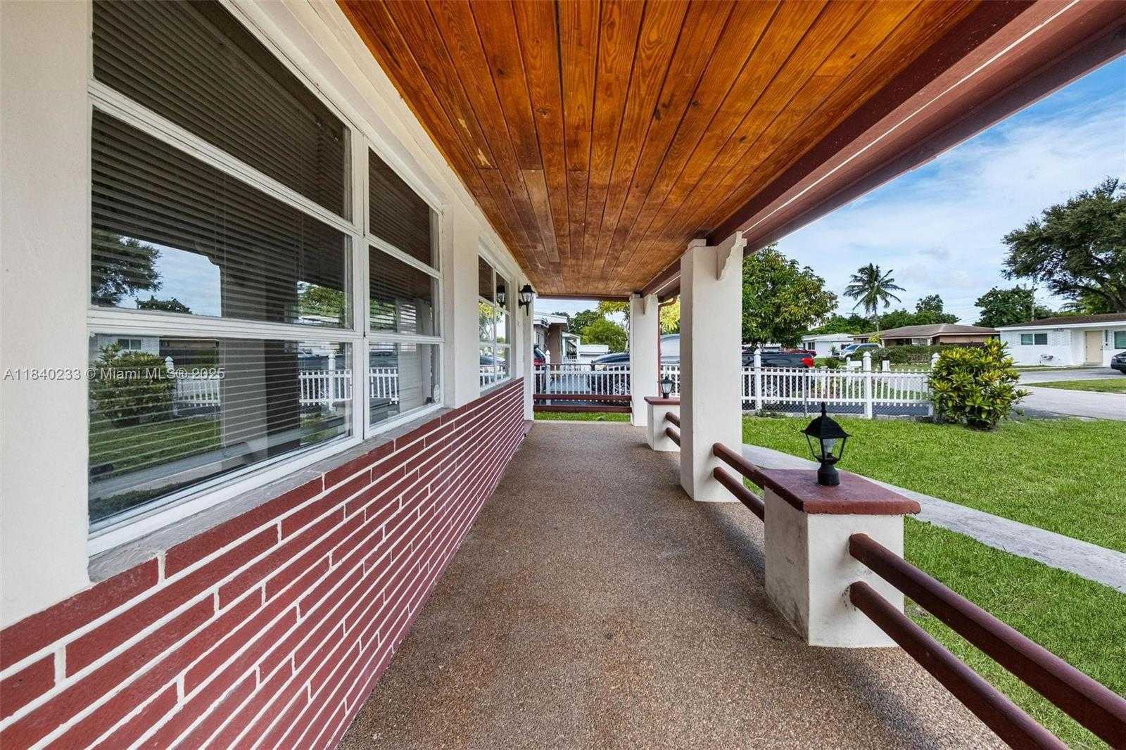 Small Image of 6425 SOUTH WEST 21ST ST, Miramar Number 20