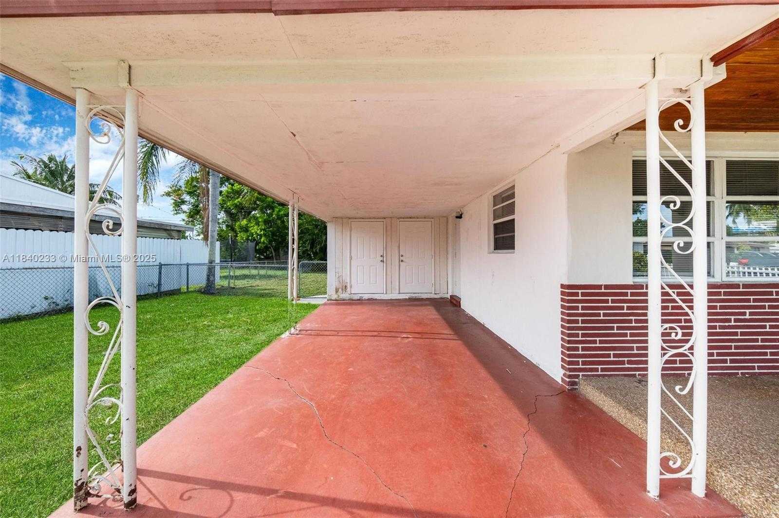 Small Image of 6425 SOUTH WEST 21ST ST, Miramar Number 22