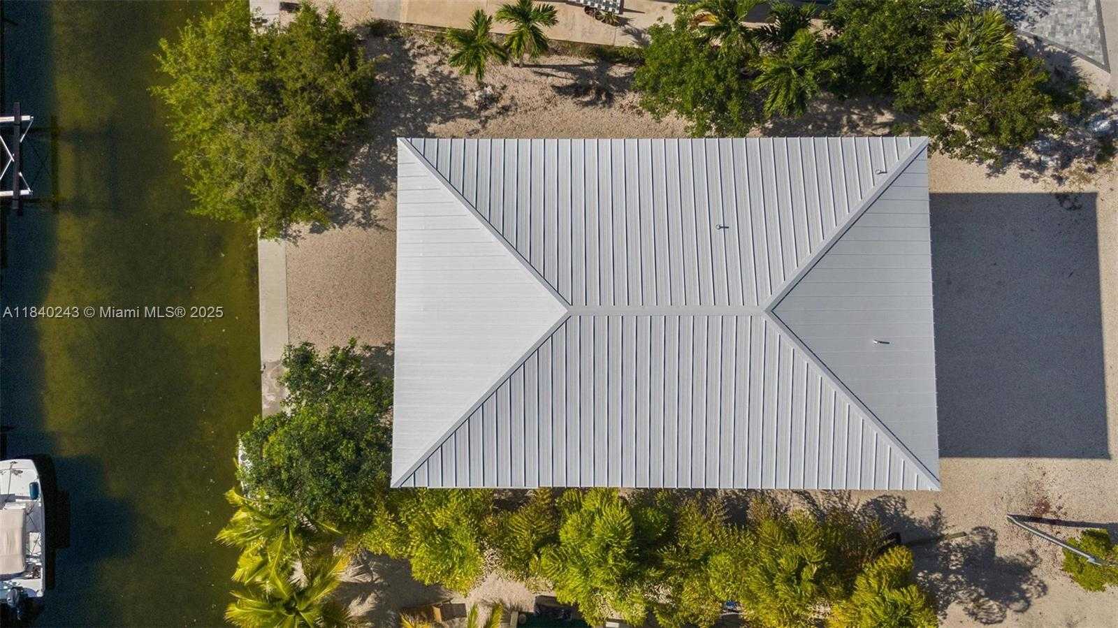 Small Image of 142 PEG LEG LN, Lower Keys Number 11