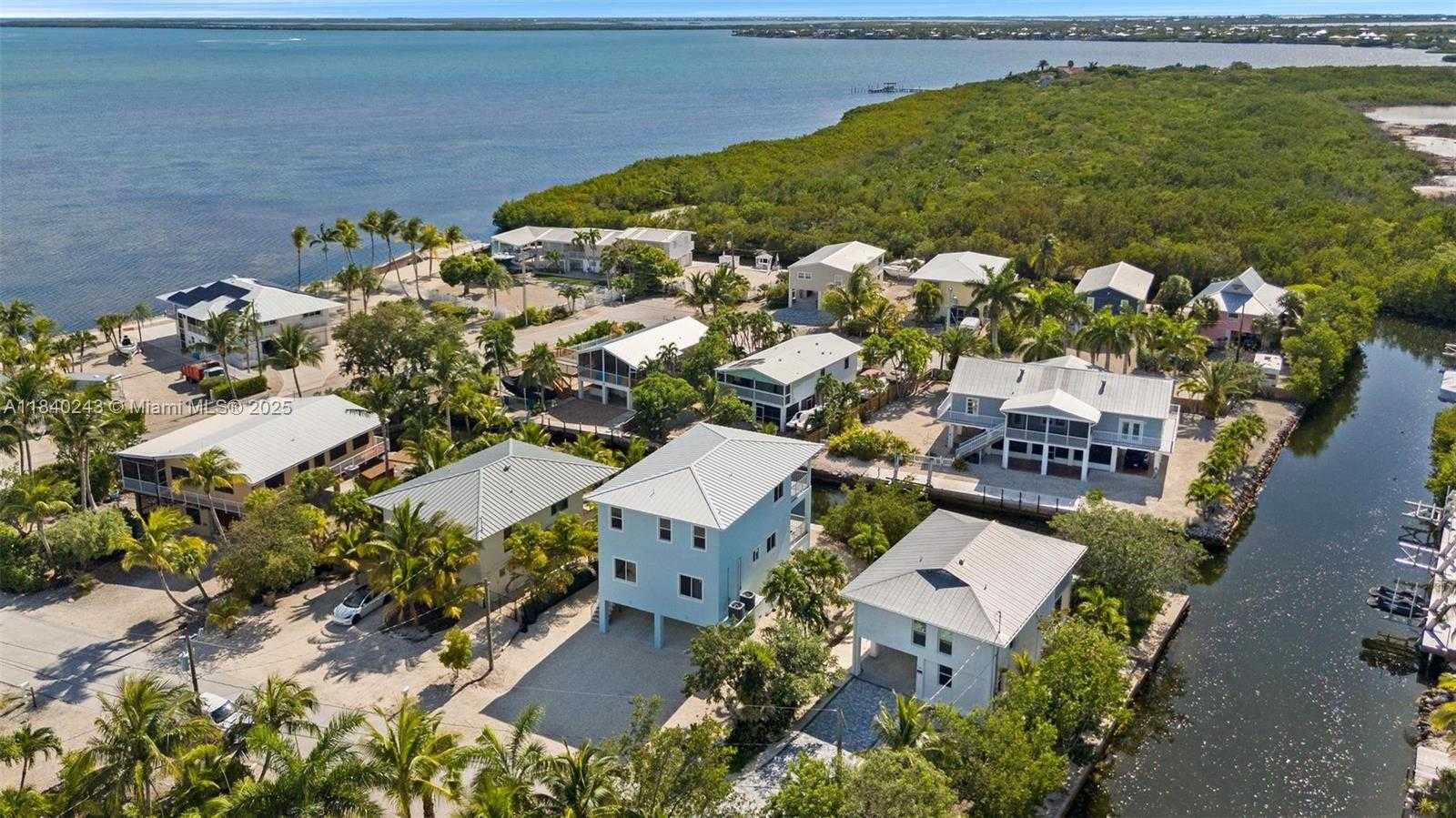 Small Image of 142 PEG LEG LN, Lower Keys Number 13