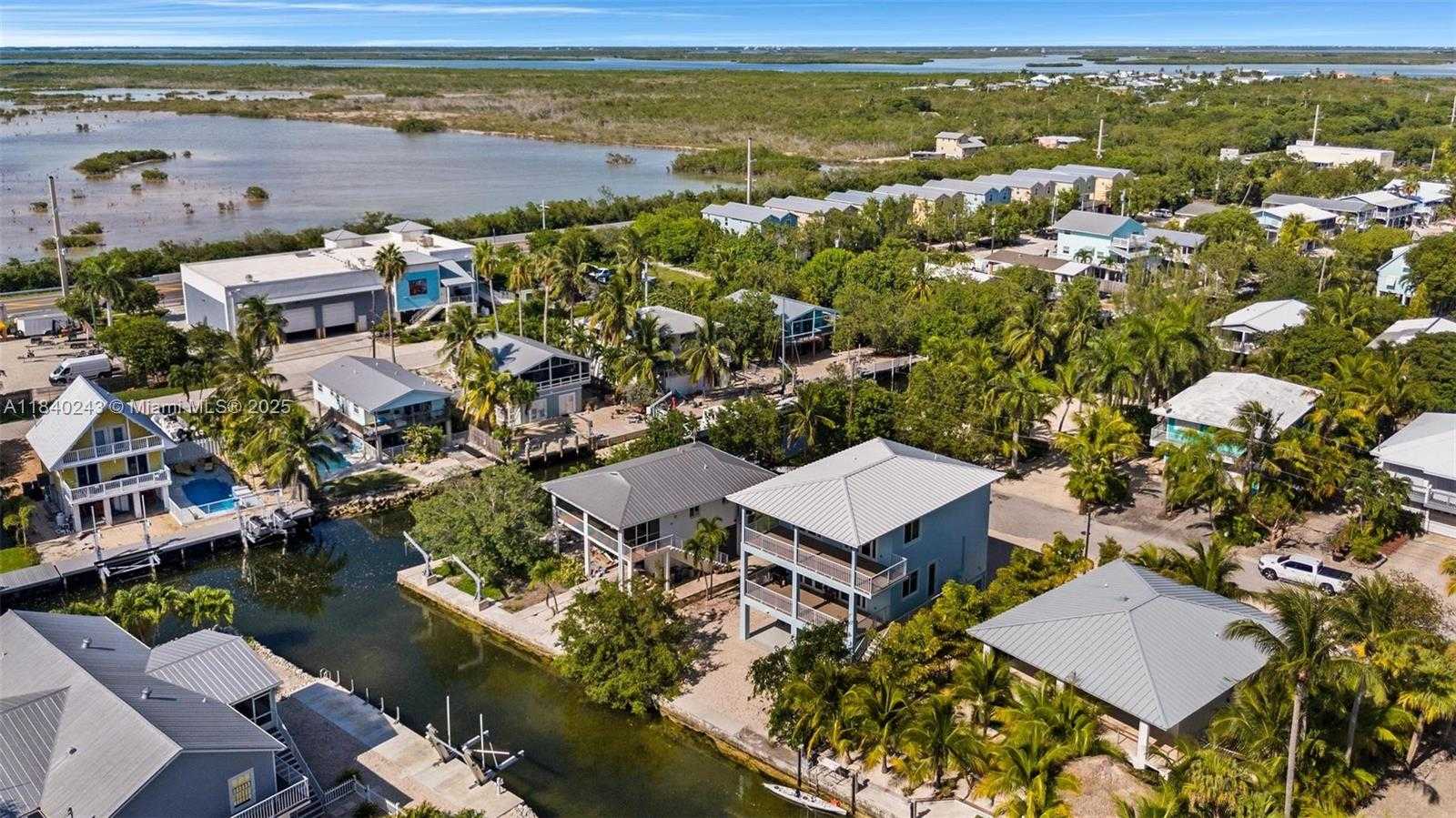 Small Image of 142 PEG LEG LN, Lower Keys Number 16
