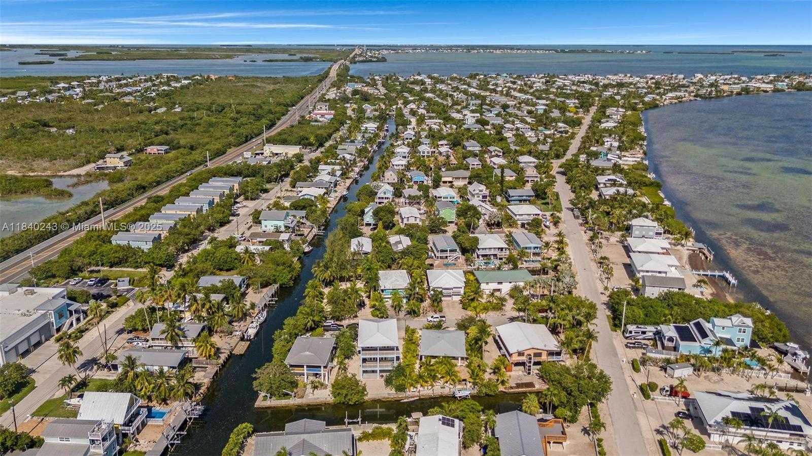 Small Image of 142 PEG LEG LN, Lower Keys Number 17