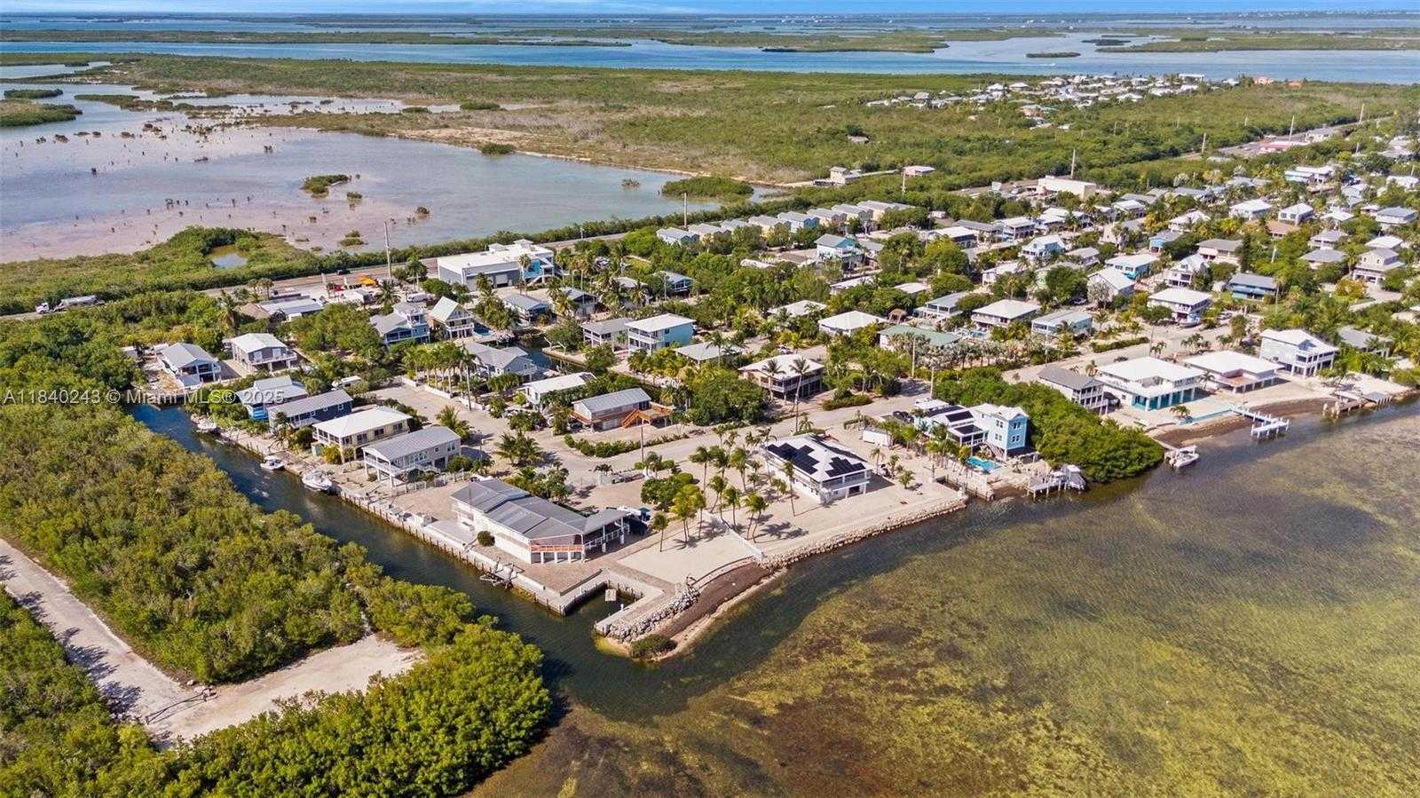 Small Image of 142 PEG LEG LN, Lower Keys Number 21