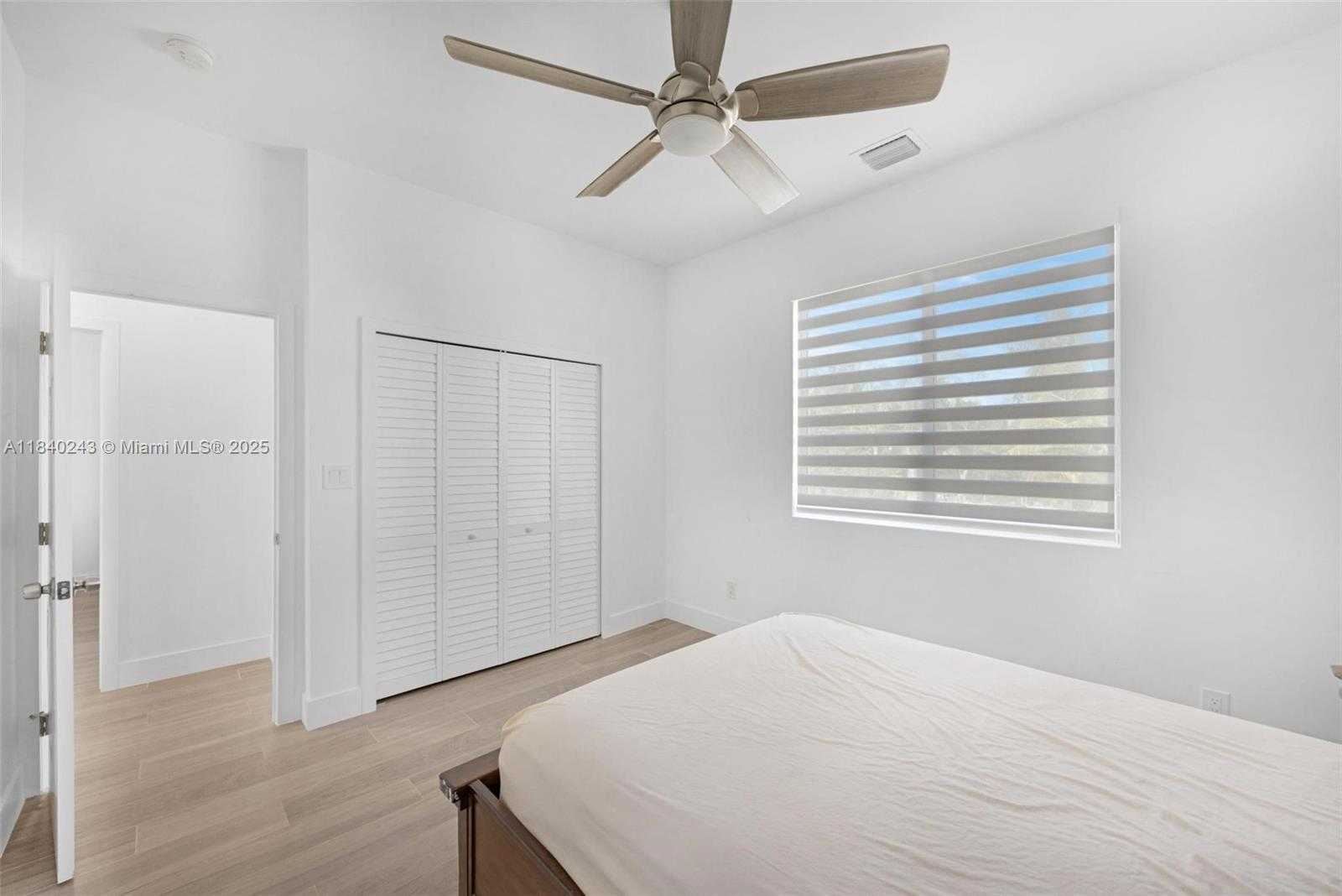 Small Image of 142 PEG LEG LN, Lower Keys Number 43