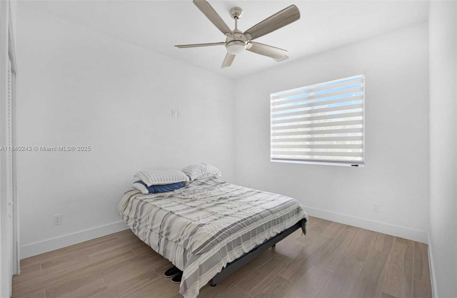 Small Image of 142 PEG LEG LN, Lower Keys Number 46