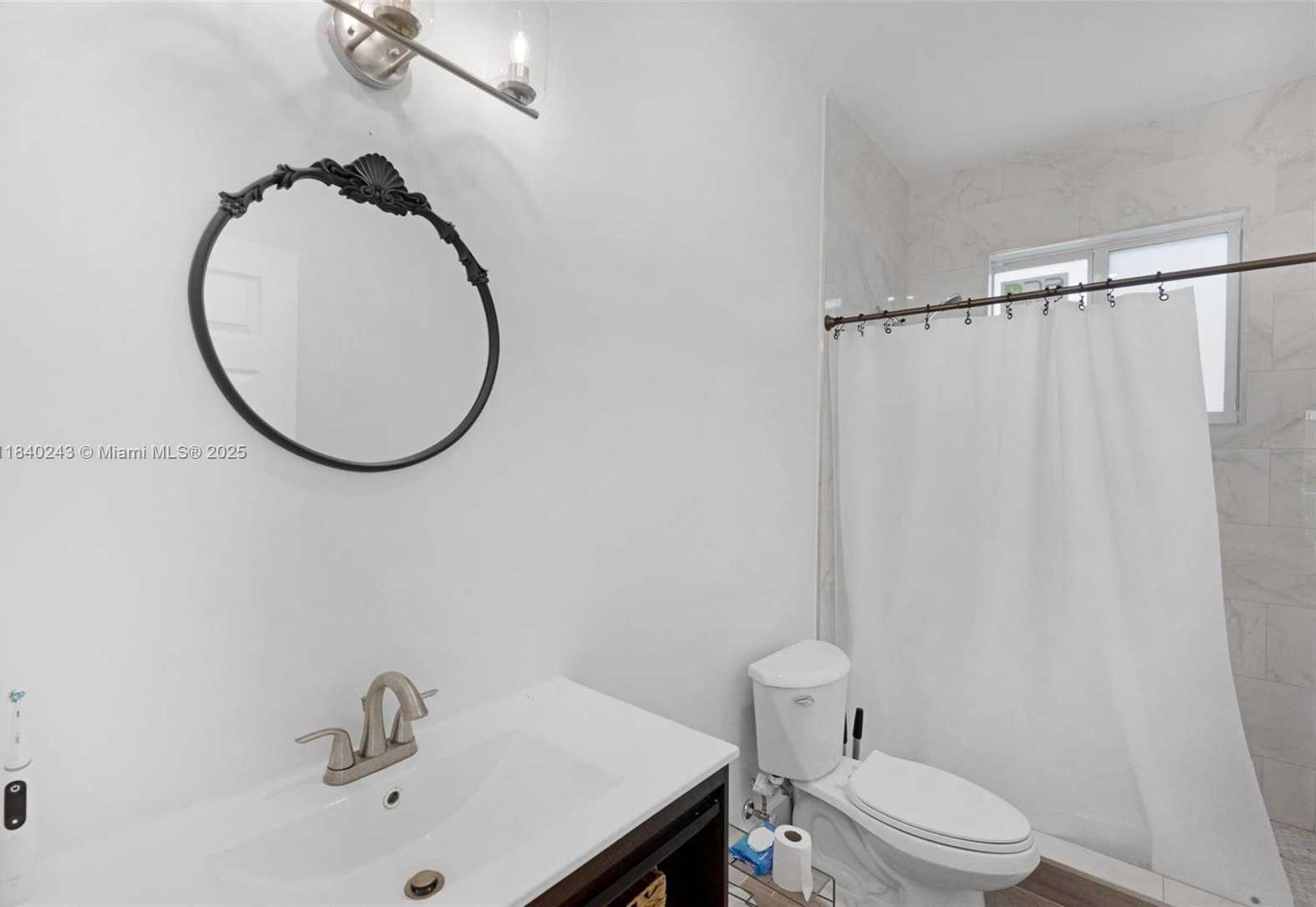 Small Image of 142 PEG LEG LN, Lower Keys Number 49