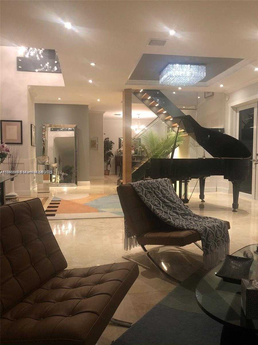 Small Image of 6478 NORTH WEST 113TH PL, Doral Number 10