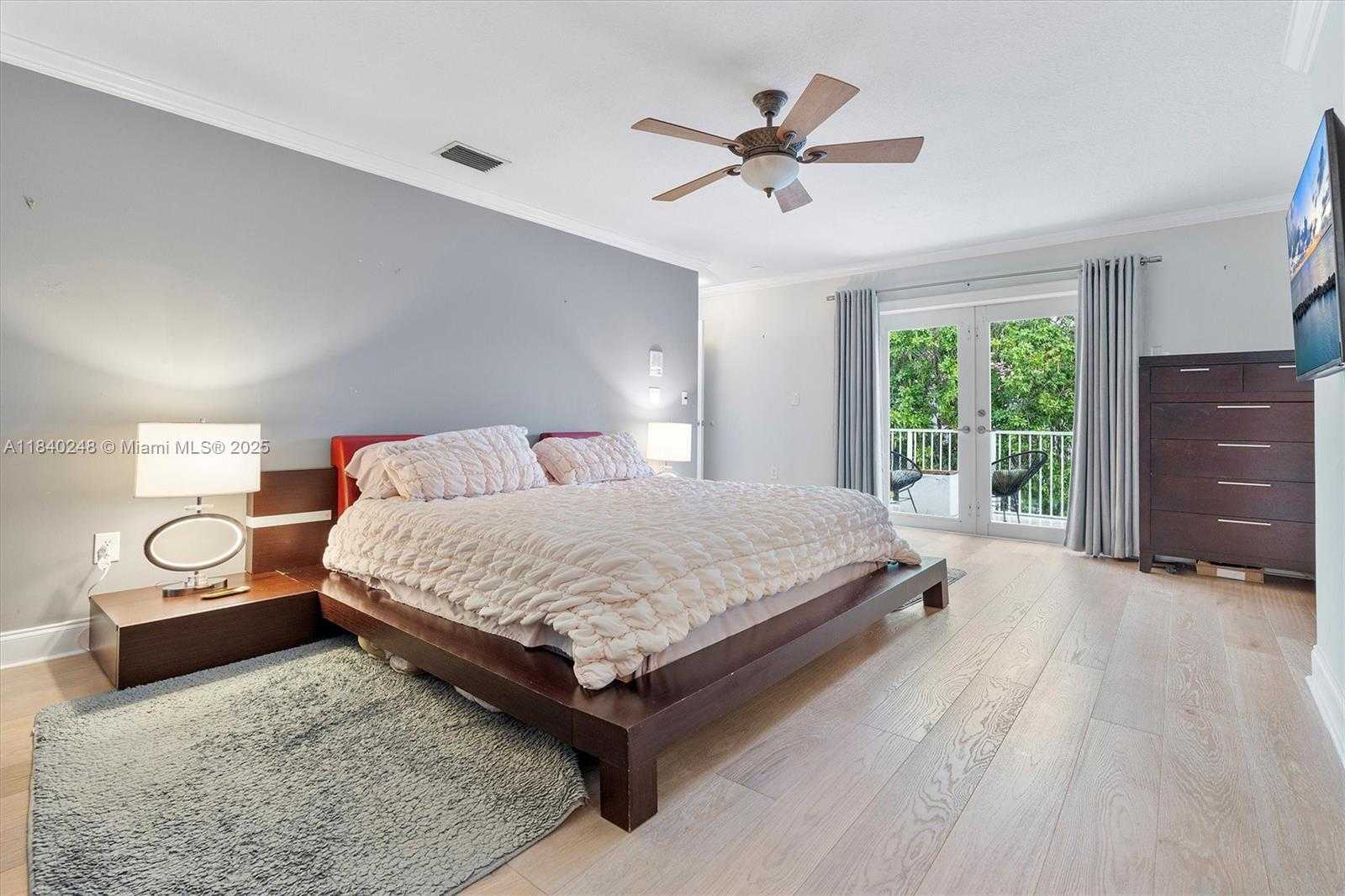 Small Image of 6478 NORTH WEST 113TH PL, Doral Number 35