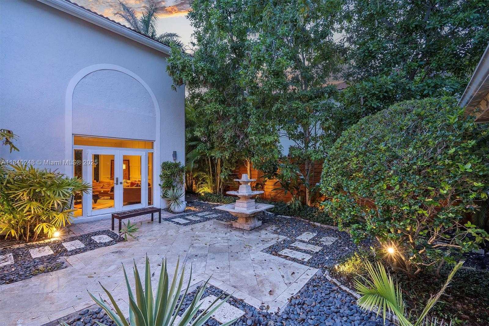 Small Image of 6478 NORTH WEST 113TH PL, Doral Number 54