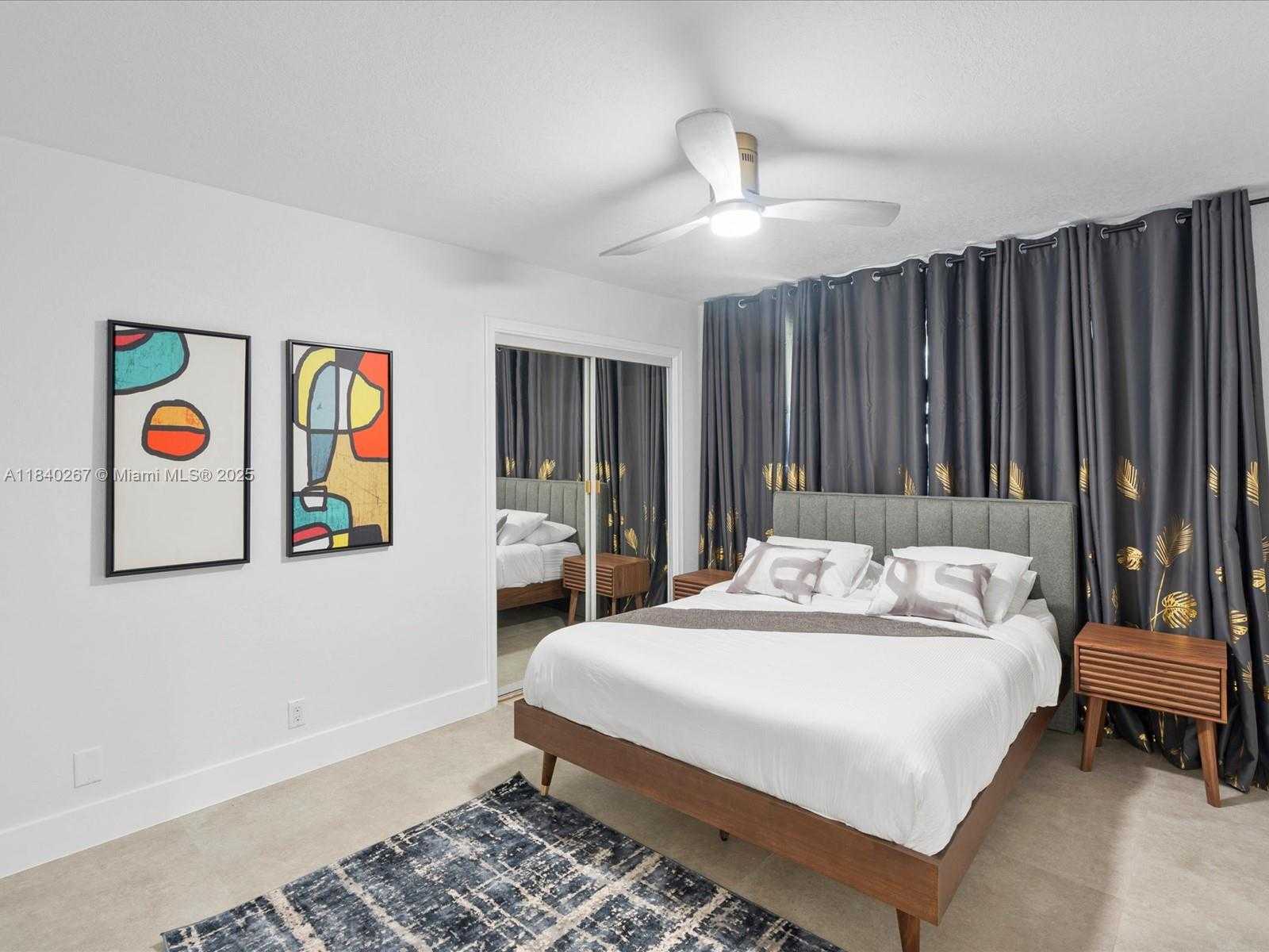 Small Image of 3721 NORTH 55TH AVE, Hollywood Number 21