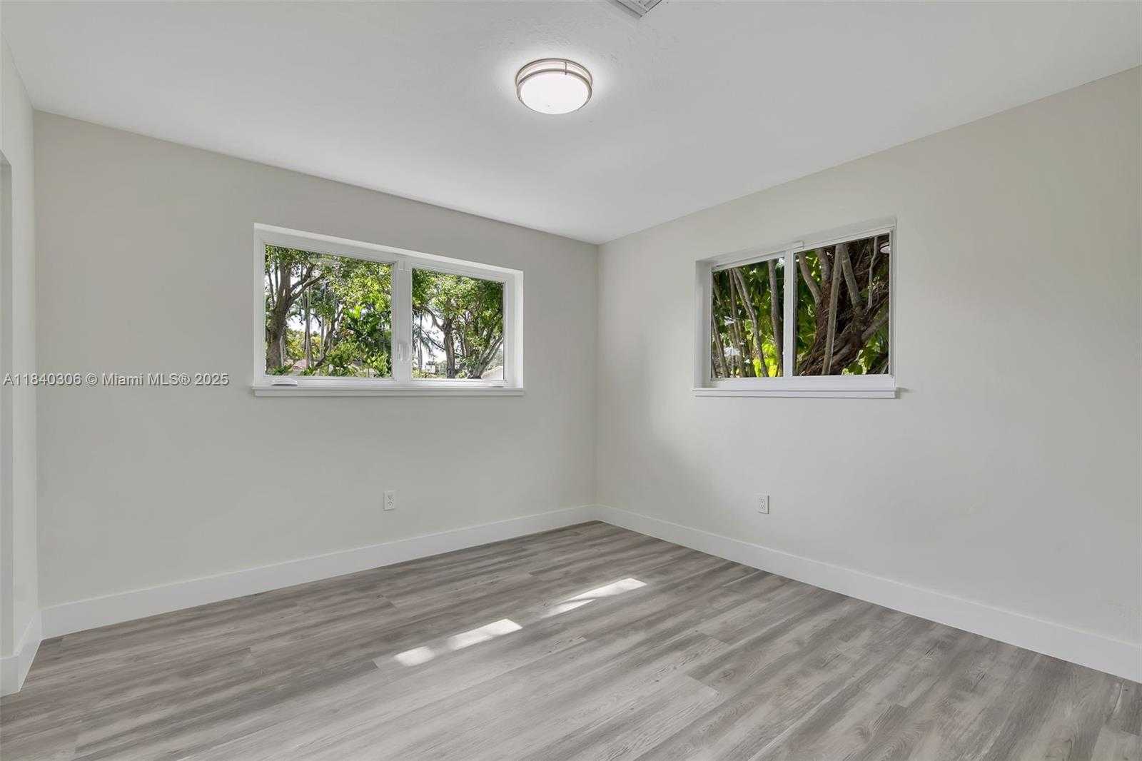 Small Image of 14700 SOUTH WEST 83RD PL, Palmetto Bay Number 11