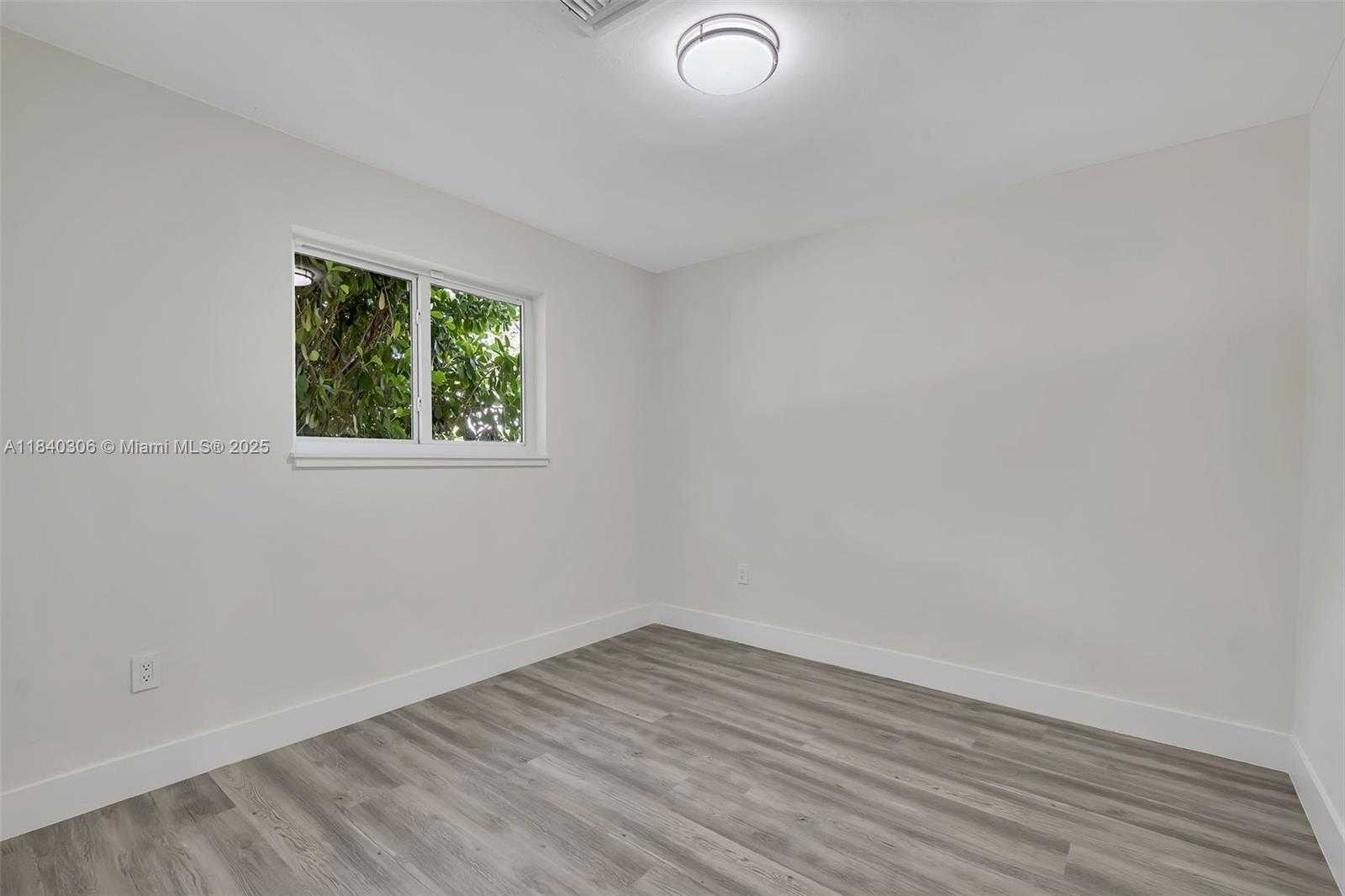 Small Image of 14700 SOUTH WEST 83RD PL, Palmetto Bay Number 17