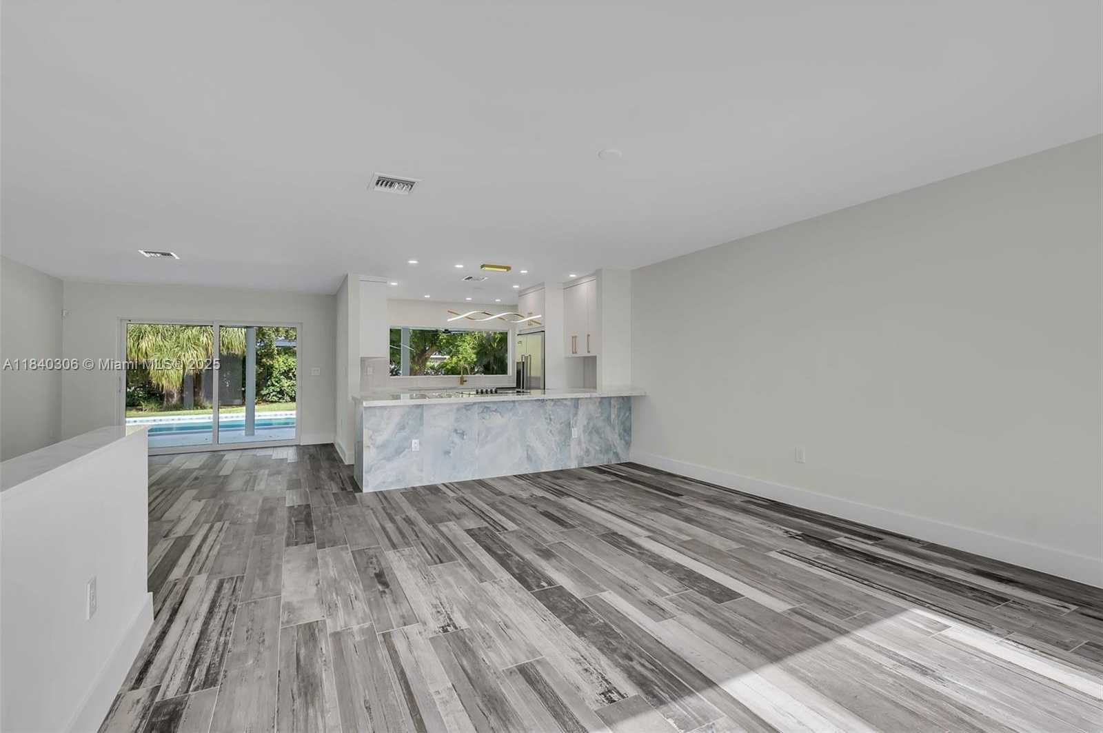 Small Image of 14700 SOUTH WEST 83RD PL, Palmetto Bay Number 6