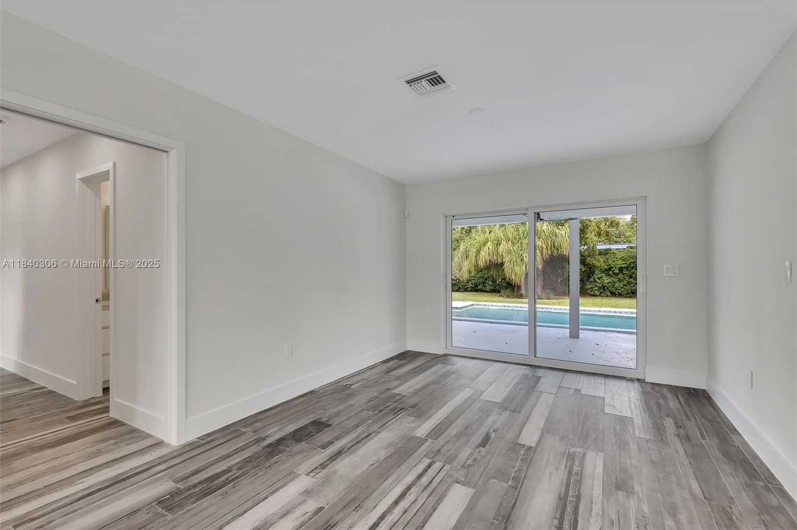 Small Image of 14700 SOUTH WEST 83RD PL, Palmetto Bay Number 7