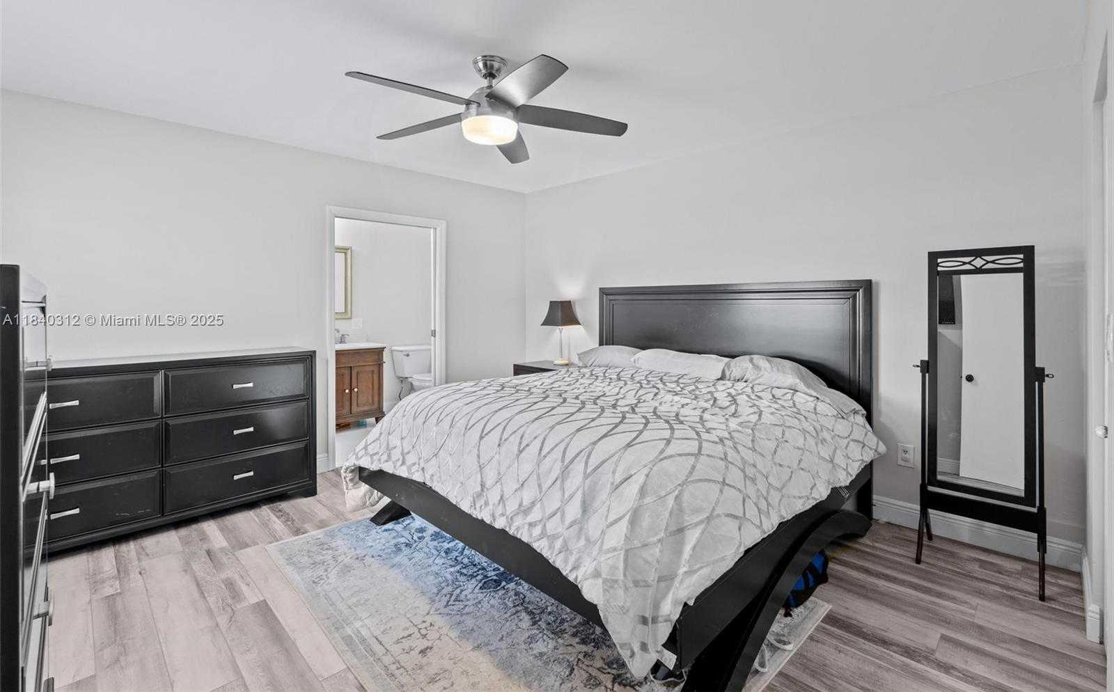 Small Image of 535 RADFORD TER, Davie Number 13