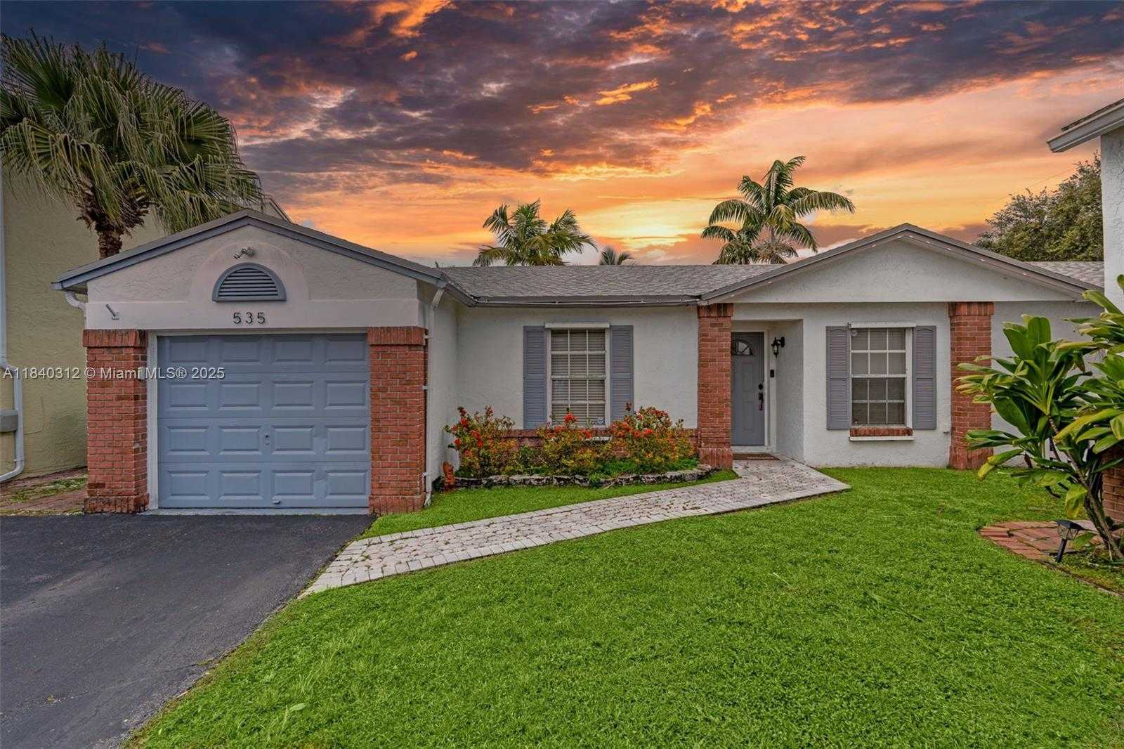 Small Image of 535 RADFORD TER, Davie Number 26
