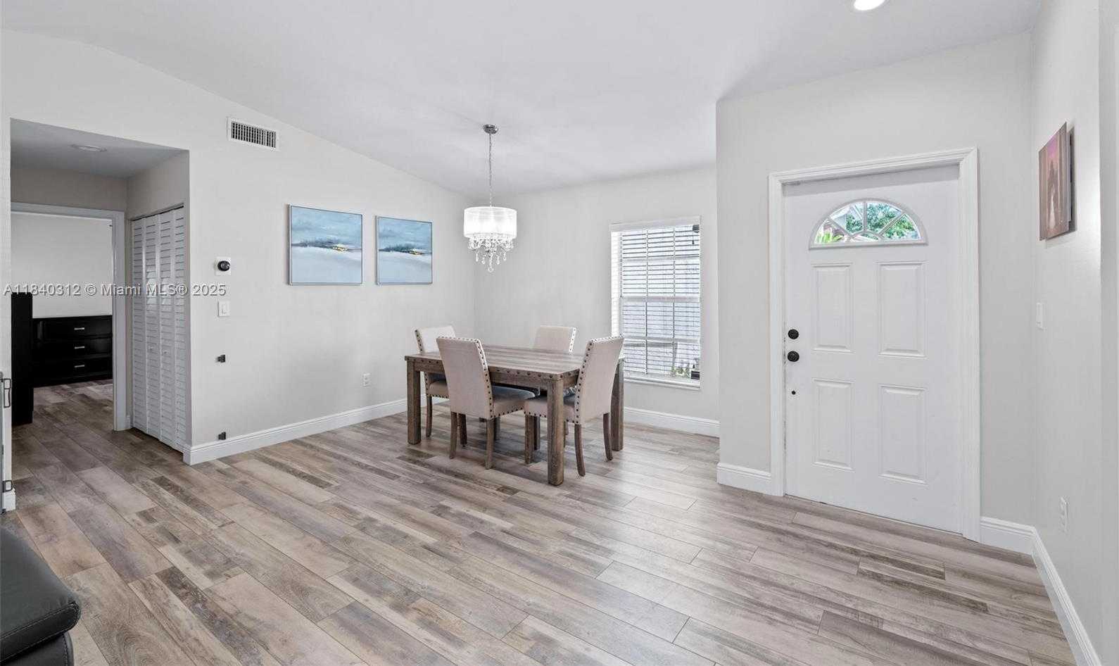 Small Image of 535 RADFORD TER, Davie Number 5