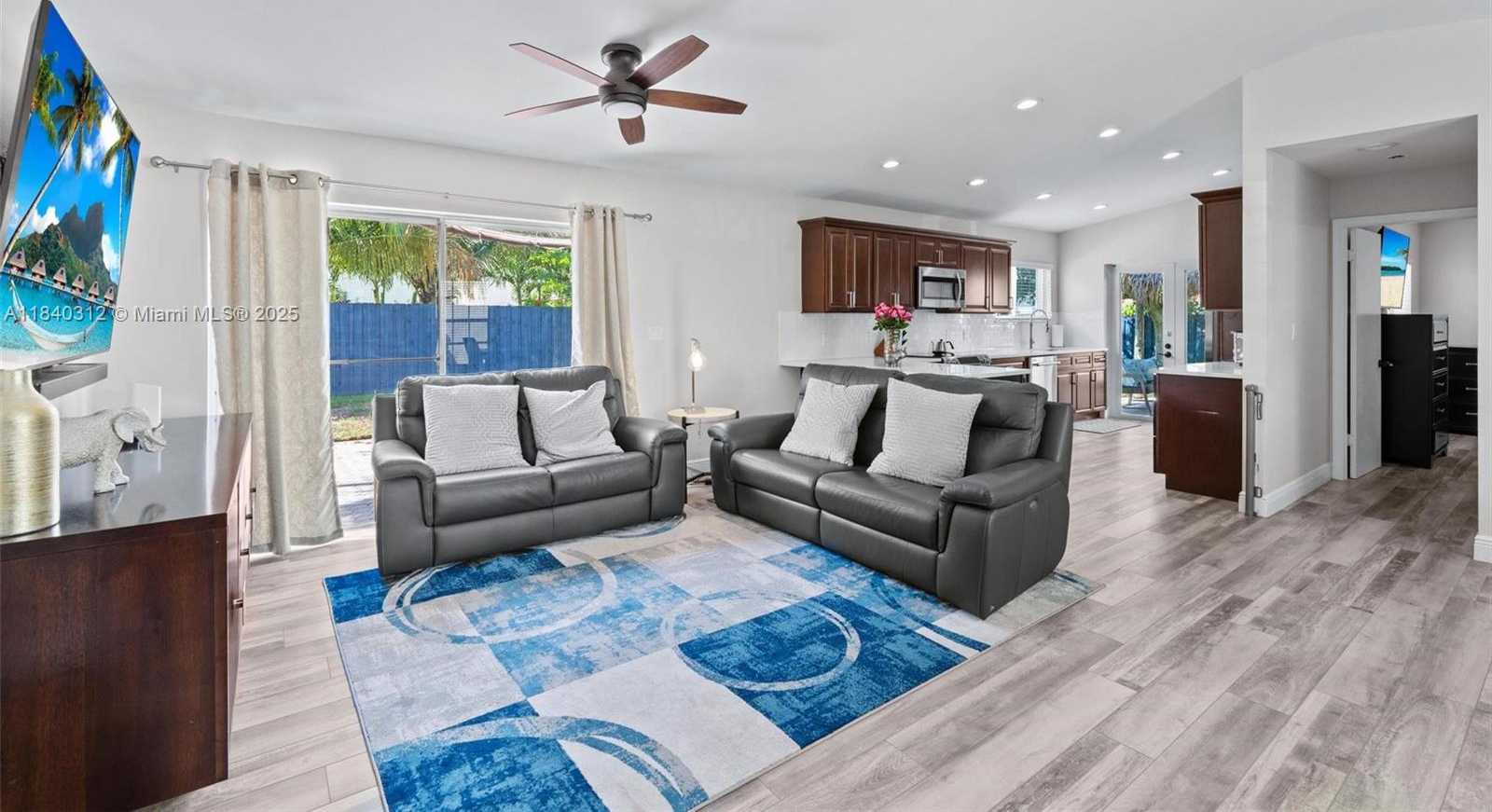 Small Image of 535 RADFORD TER, Davie Number 6