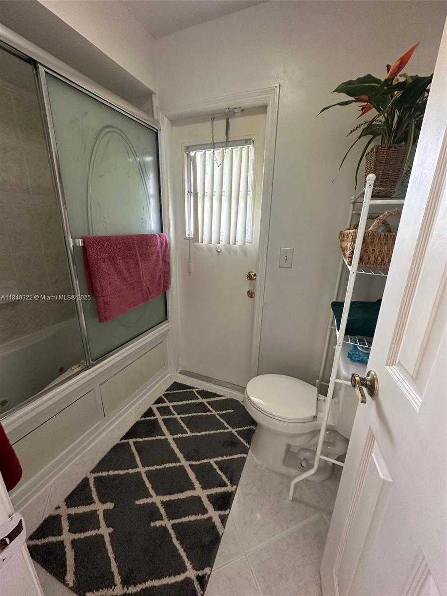 Small Image of 8107 MARCELLA, Orlando Number 10