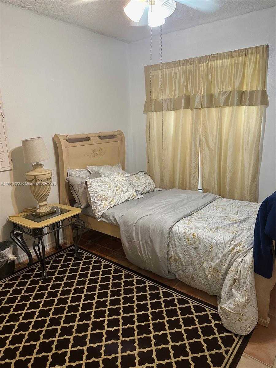 Small Image of 8107 MARCELLA, Orlando Number 12