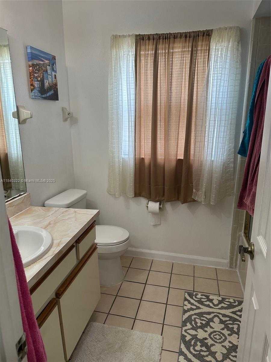 Small Image of 8107 MARCELLA, Orlando Number 15