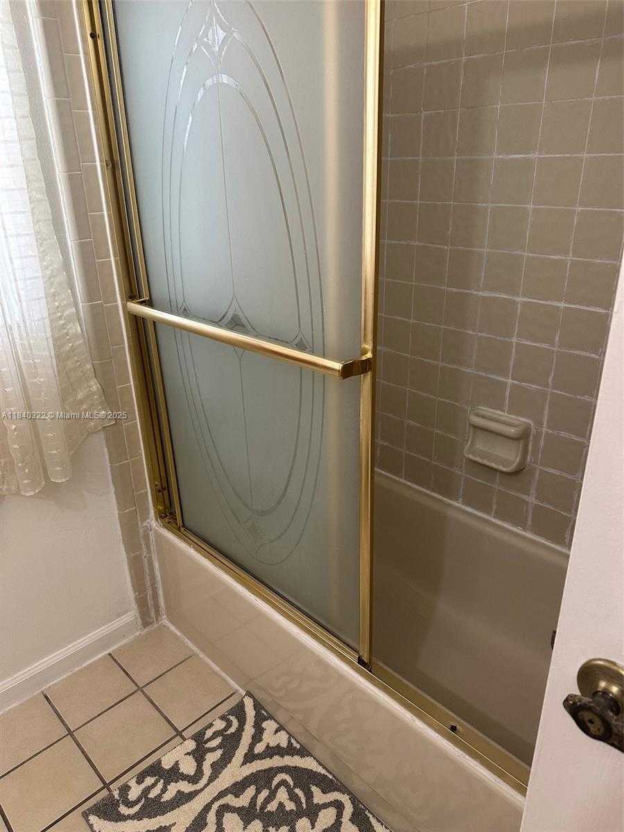 Small Image of 8107 MARCELLA, Orlando Number 16