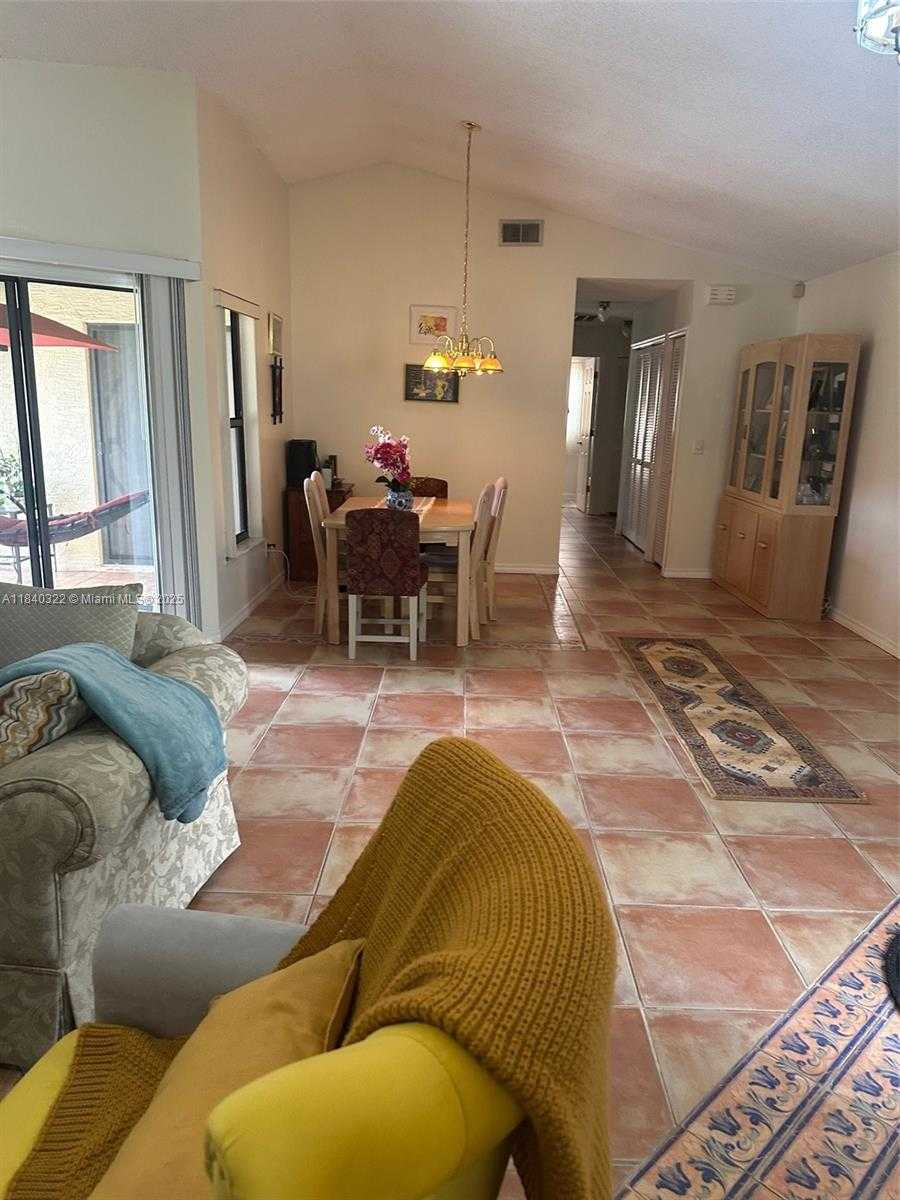 Small Image of 8107 MARCELLA, Orlando Number 5