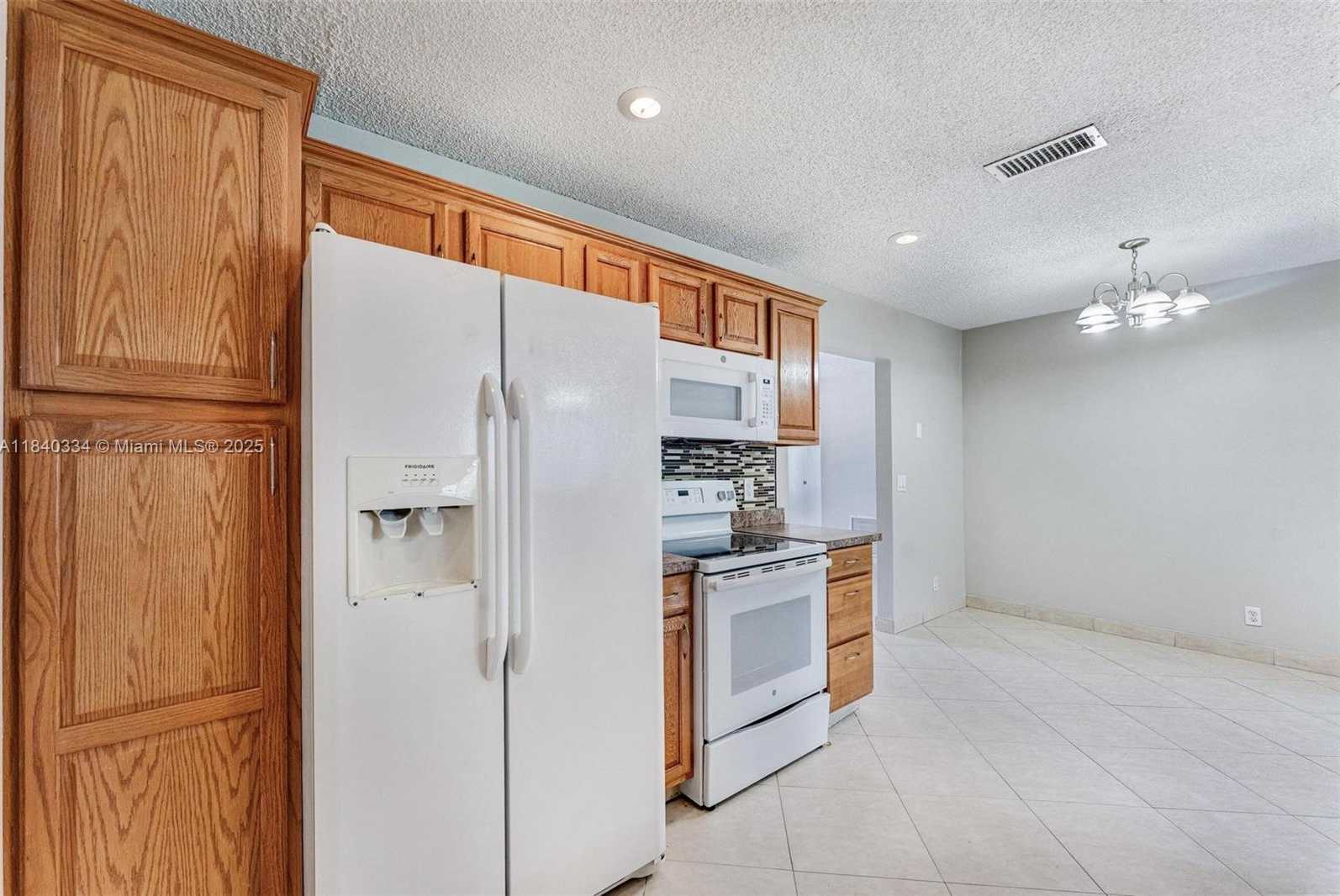 Small Image of 9285 AFFIRMED LN, Boca Raton Number 10